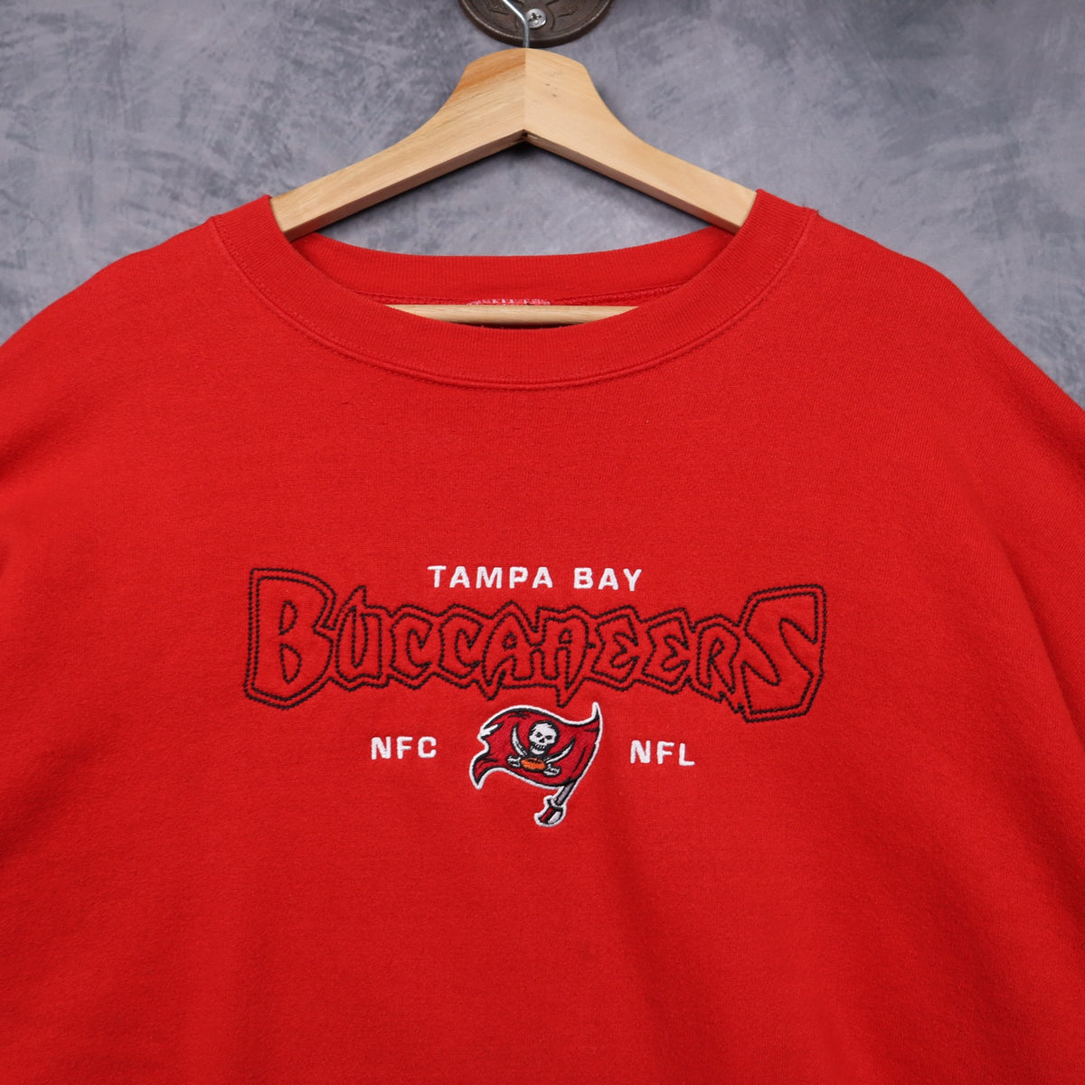 00s Red Tampa Bay Buccaneers Crewneck Sweatshirt 6479