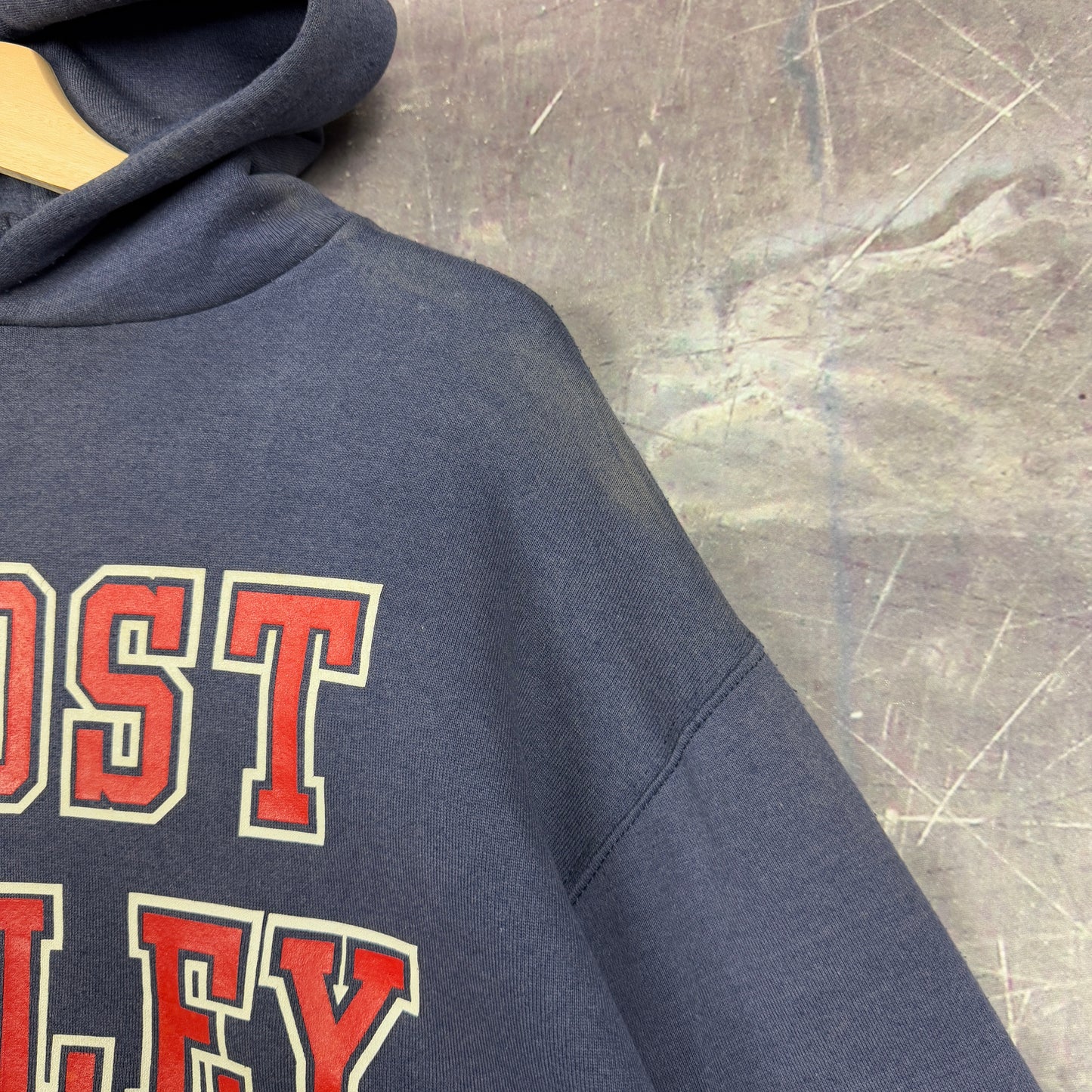 90s Faded Navy Blue Frost Valley Text Graphic Crewneck Sweatshirt L 1250