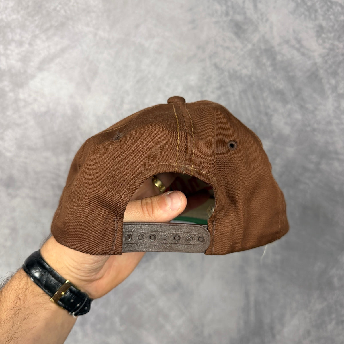 90s Brown Cleveland Browns Script Snapback Hat 6838
