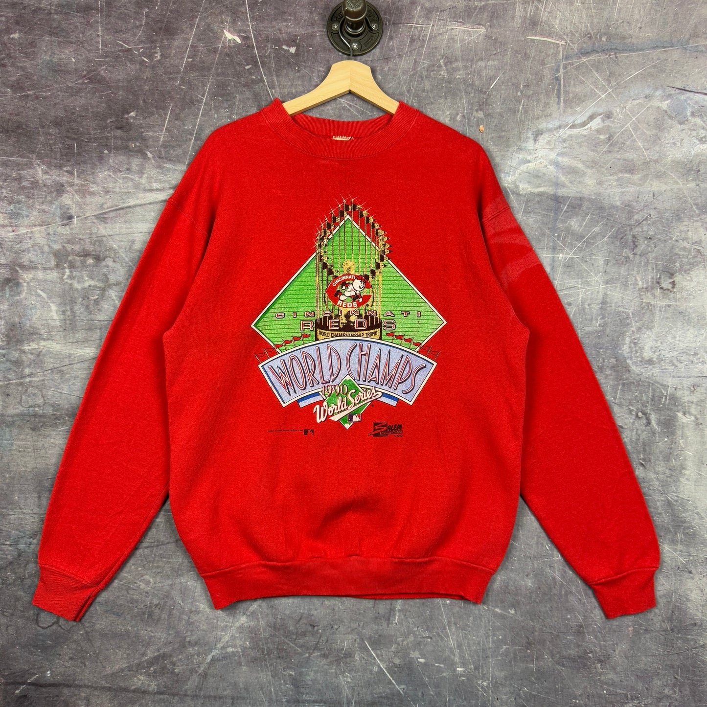 1990 Red Cincinnati Reds World Series Champions Baseball Graphic Crewneck Sweatshirt L 1193