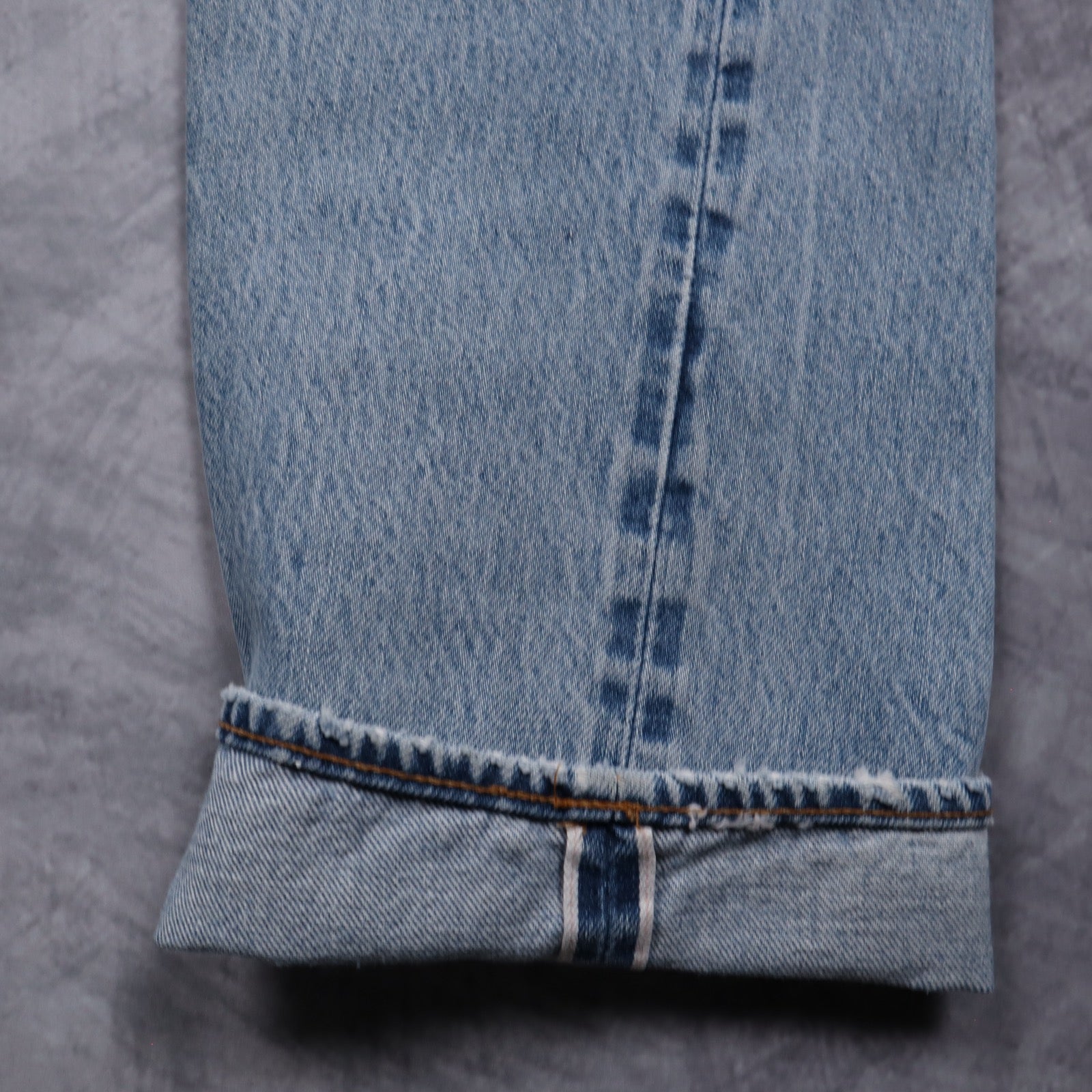 90s Light Wash Levi's Faded Denim Jeans 5057