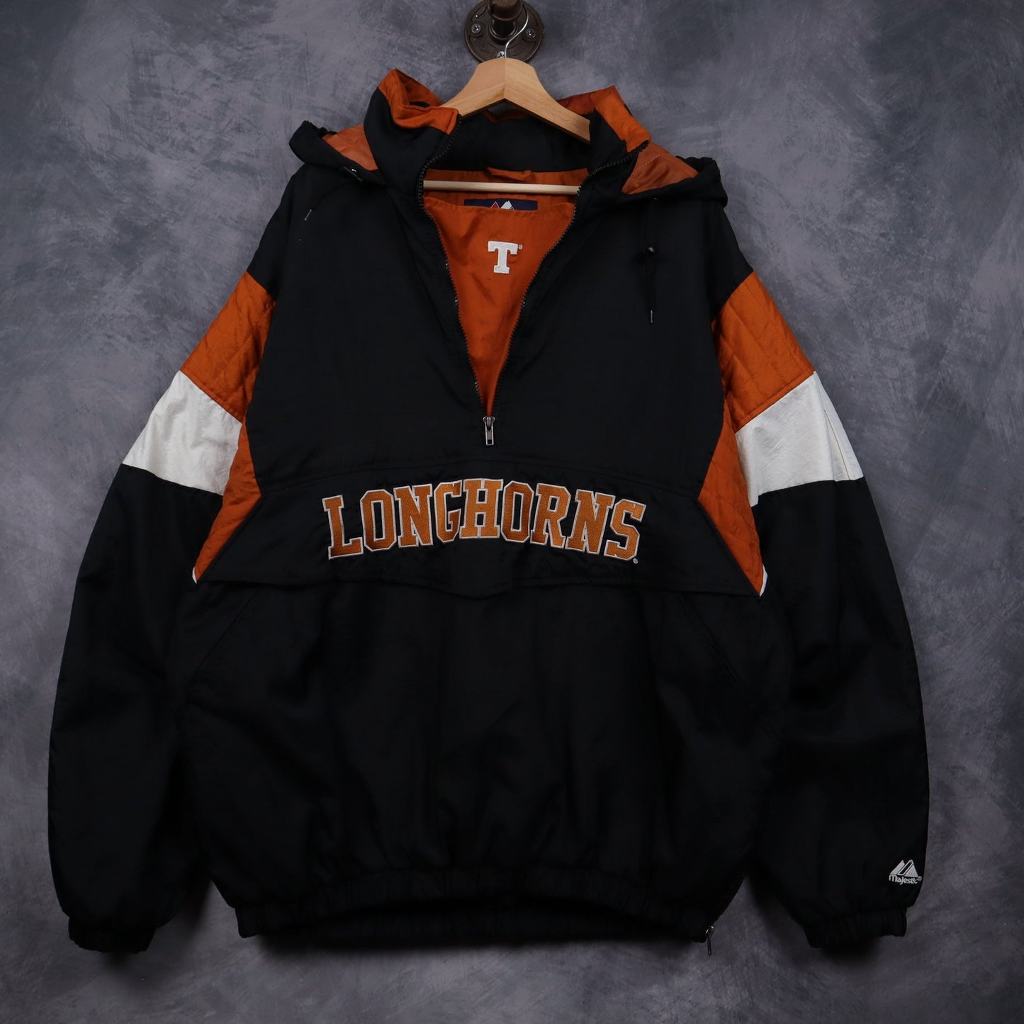 00s Black Texas Longhorns Hooded Puffer Jacket 5927