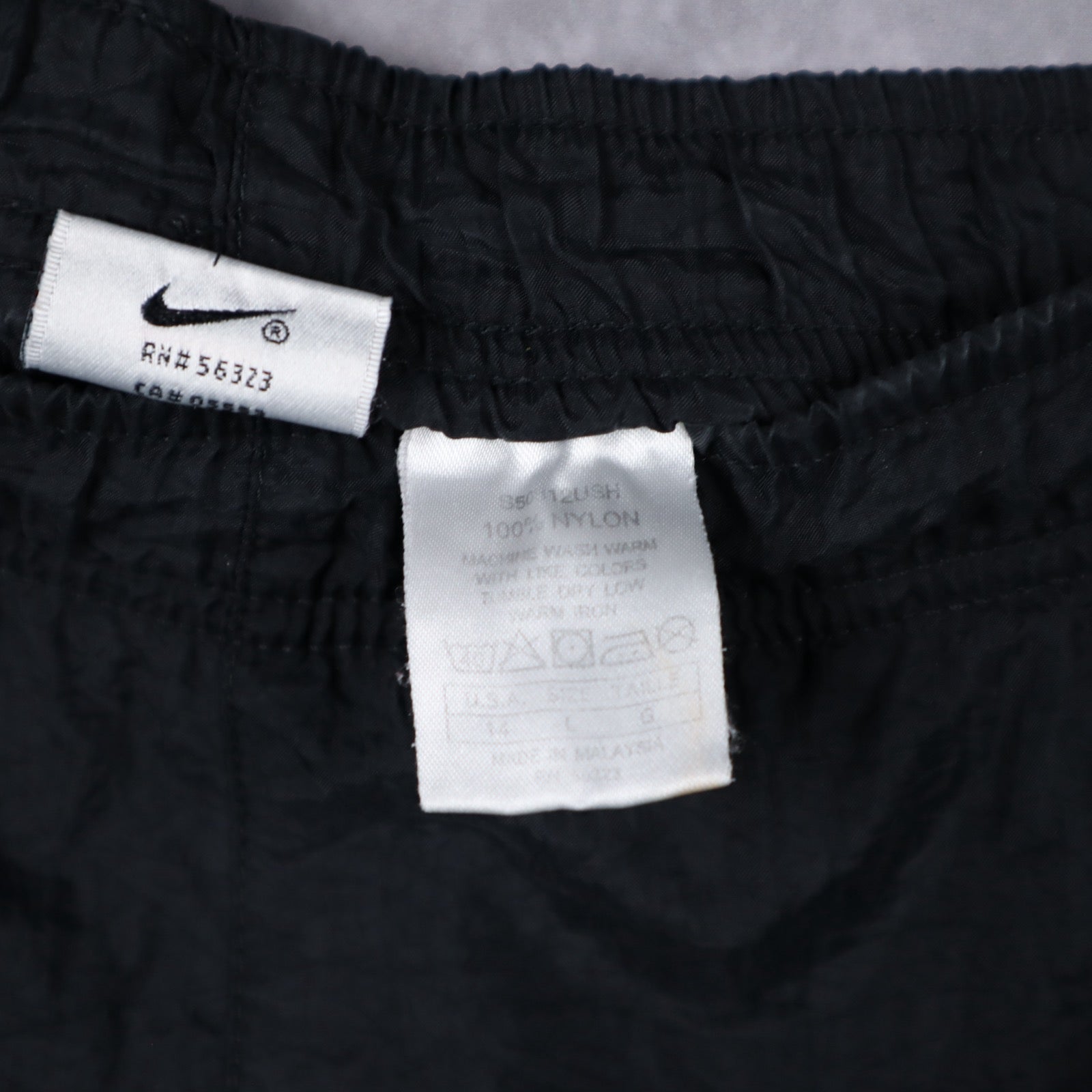 90s Black Nike Nylon Shorts 5193