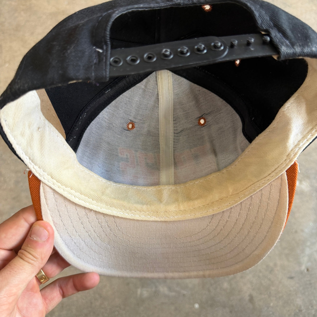 90s Black Texas Longhorns Snapback Hat 5803
