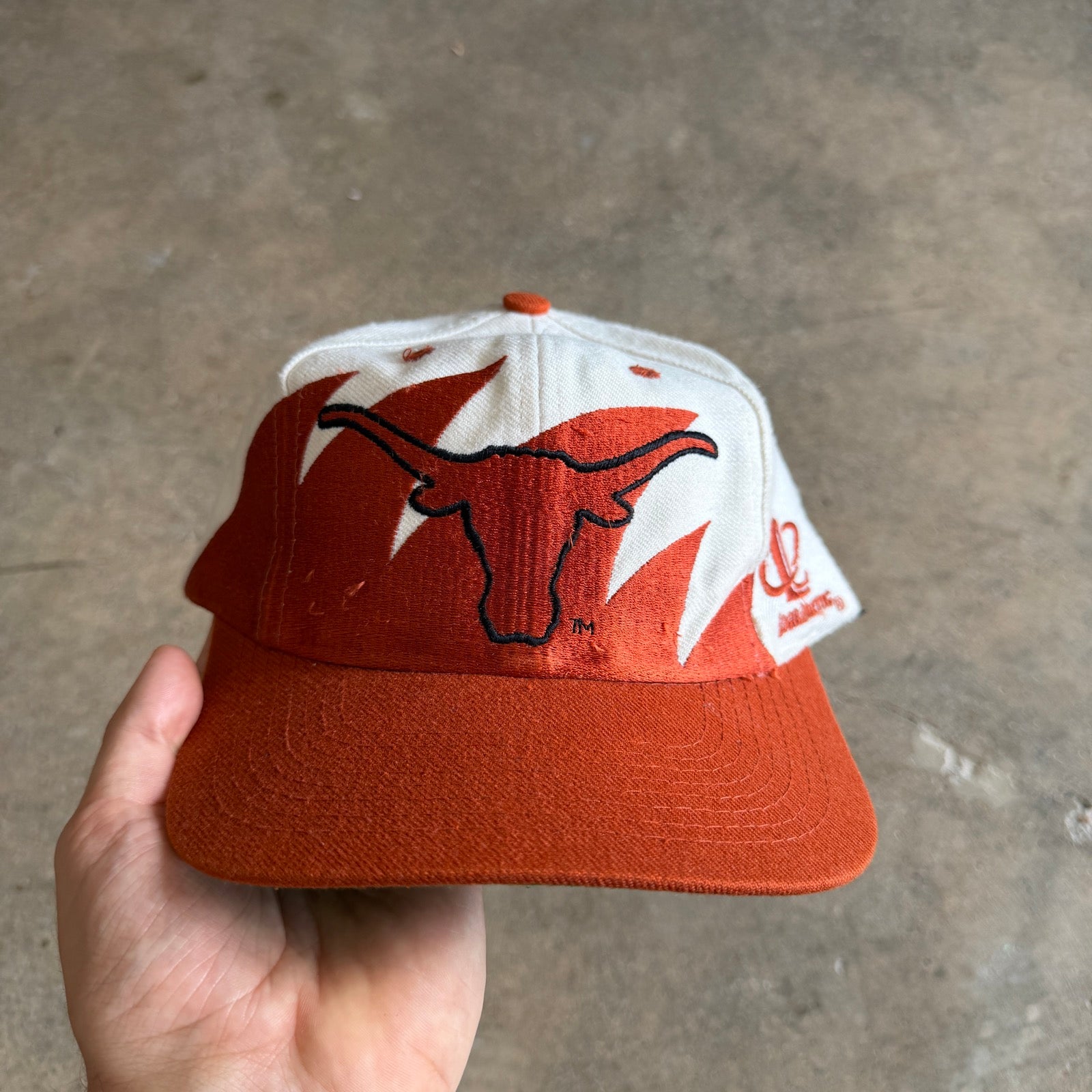 90s White Texas Longhorns Logo Athletic Sharktooth Snapback Hat 5787