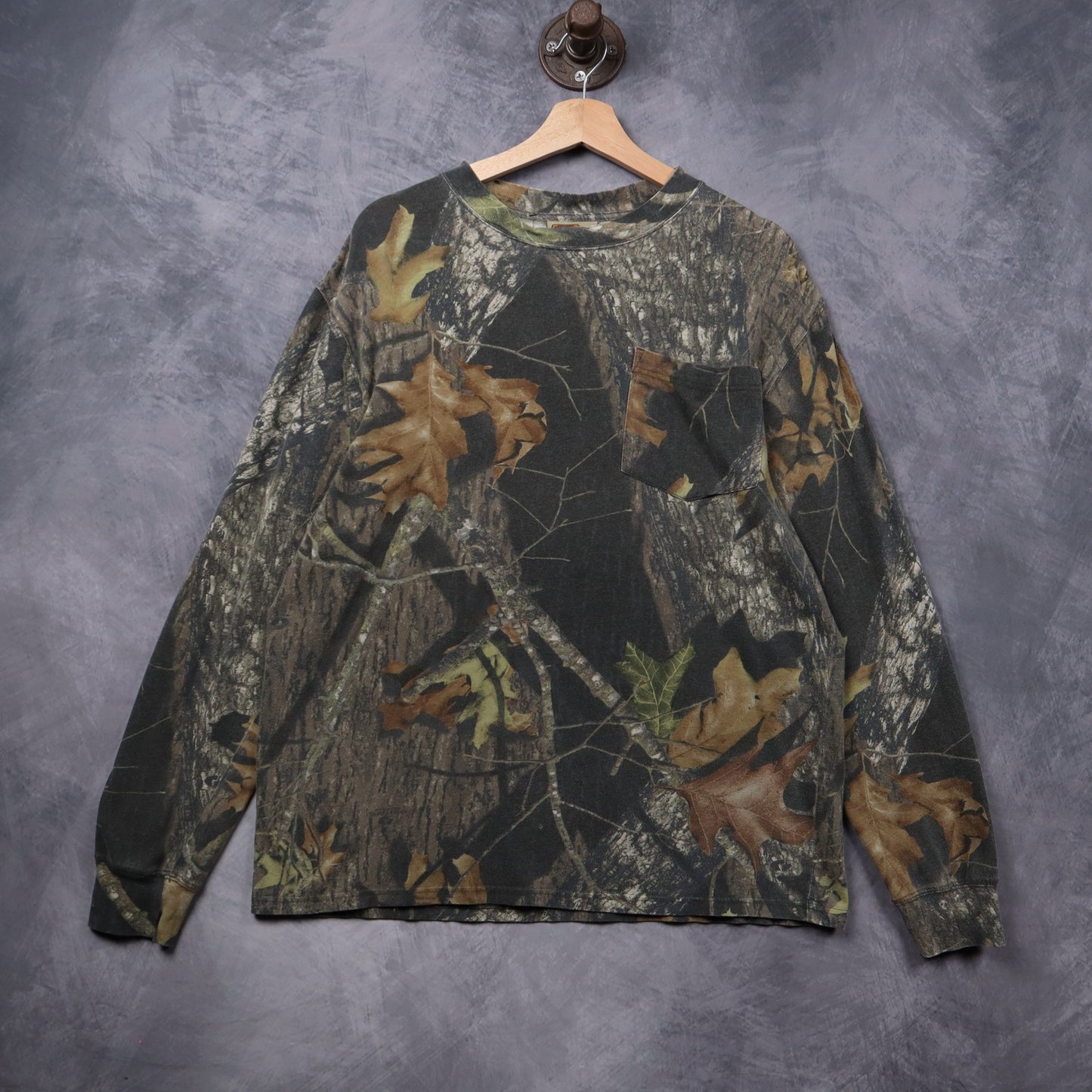 90s Mossy Oak Field Staff Realtree Camo Pocket Long Sleeve Shirt 5414