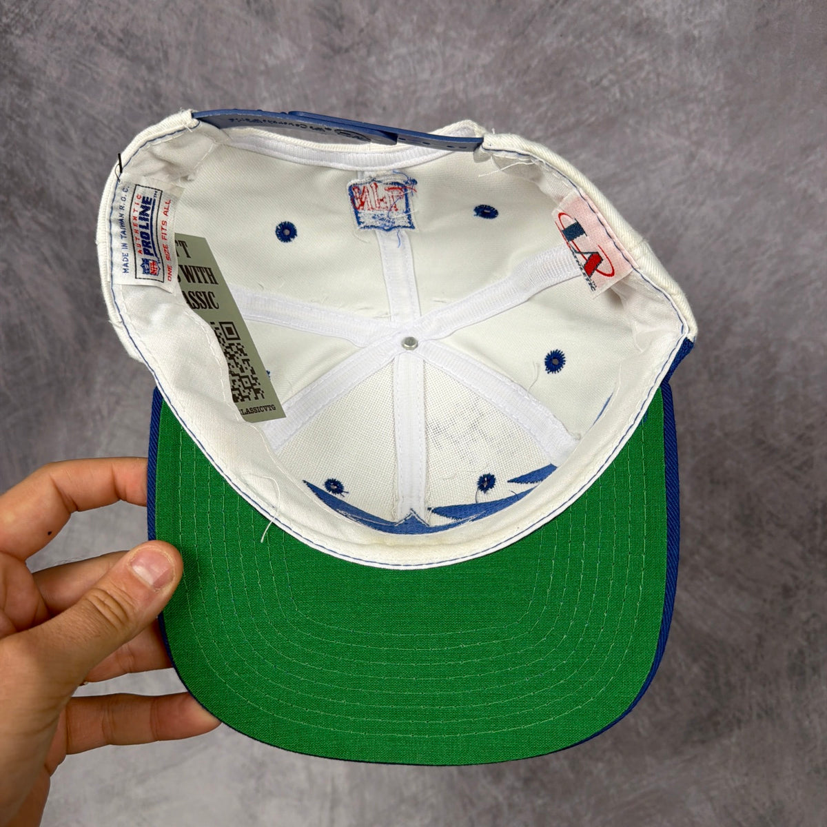 90s White Dallas Cowboys Logo Athletic Sharktooth Snapback Hat 6866