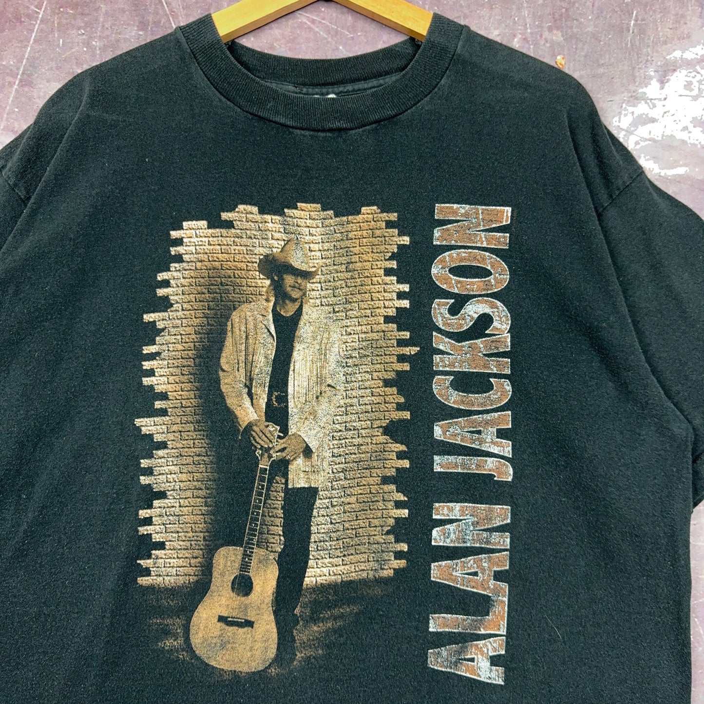 90s Faded Black Alan Jackson She's Got The Rhythm (And I Got The Blues) Graphic Shirt XL 2886