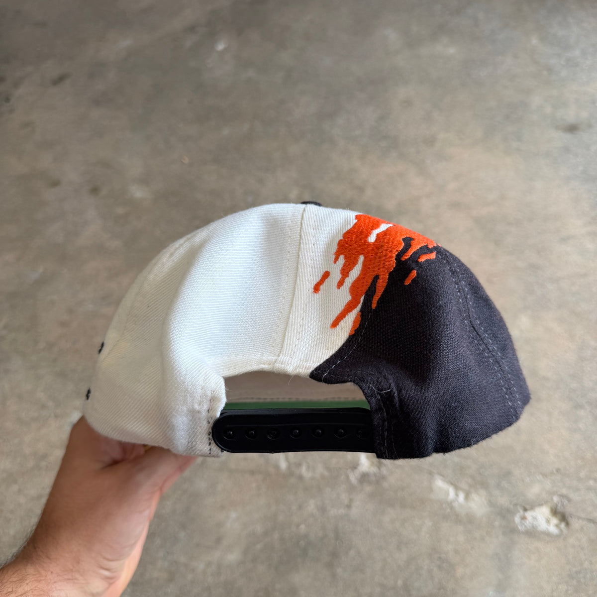 90s Black Texas Longhorns Logo Athletic Splash Snapback Hat 5779