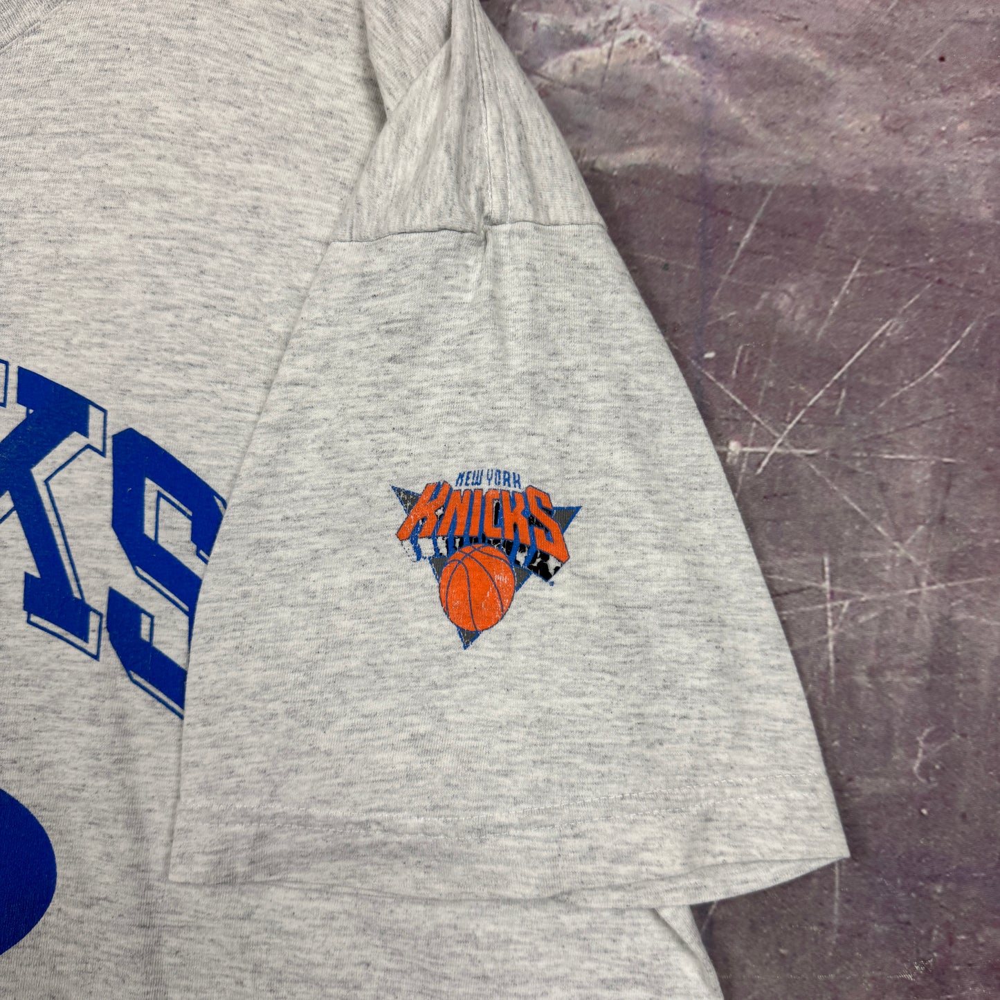 90s Light Grey New York Knicks XXL Graphic Shirt XL 2977