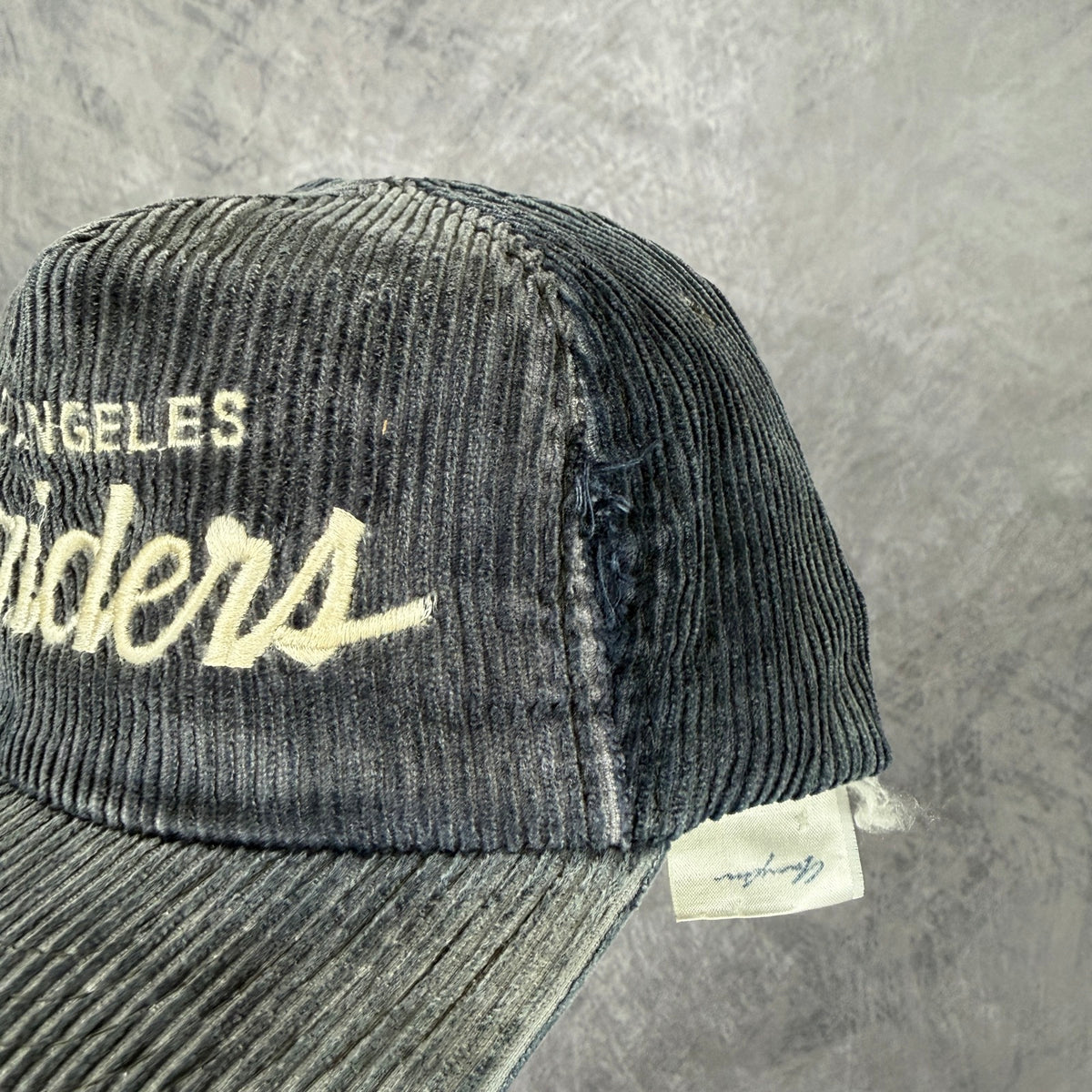 90s Faded Black Los Angeles Raiders Sports Specialties Corduroy Script Strap Hat 6797