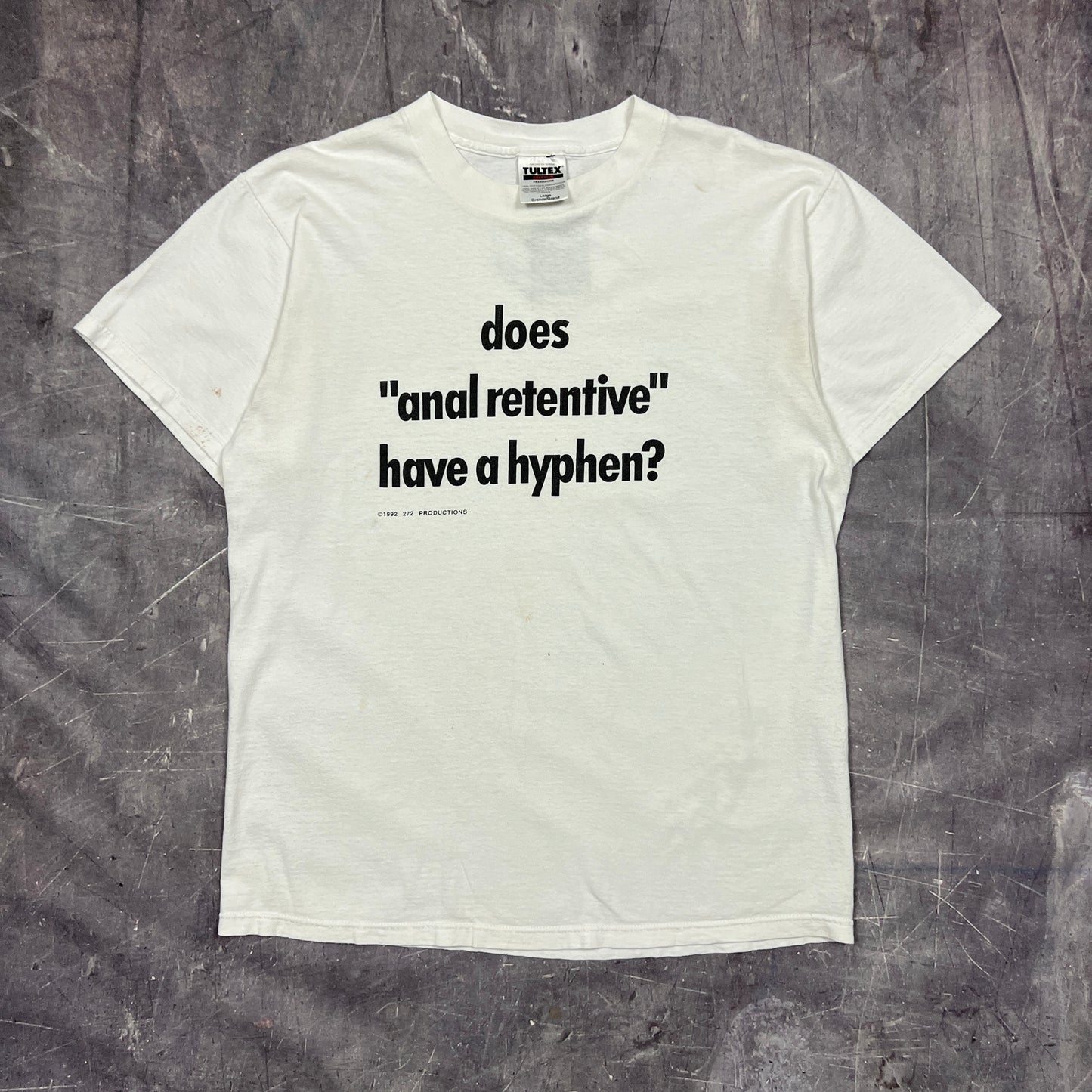 90s White Text "Does Anal Retentive Have A Hyphen" Quote Shirt L AU07