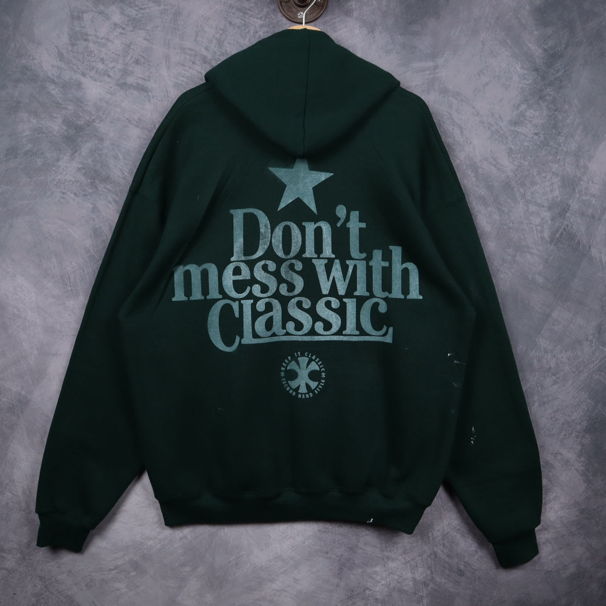 90s Green Keep It Classic Longhorn Graphic Hoodie 5675