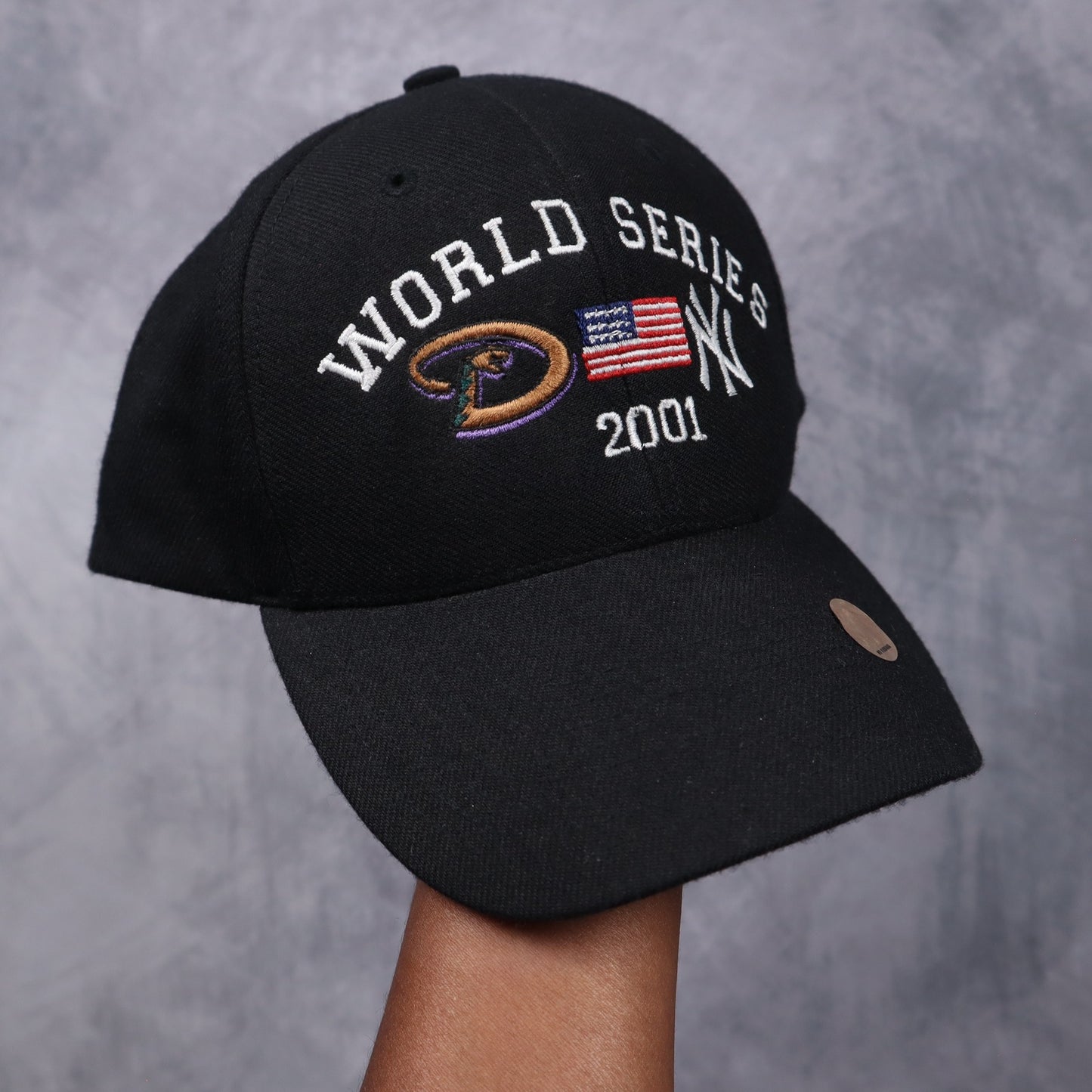 2001 Black World Series Diamondbacks vs Yankees Hat 5564
