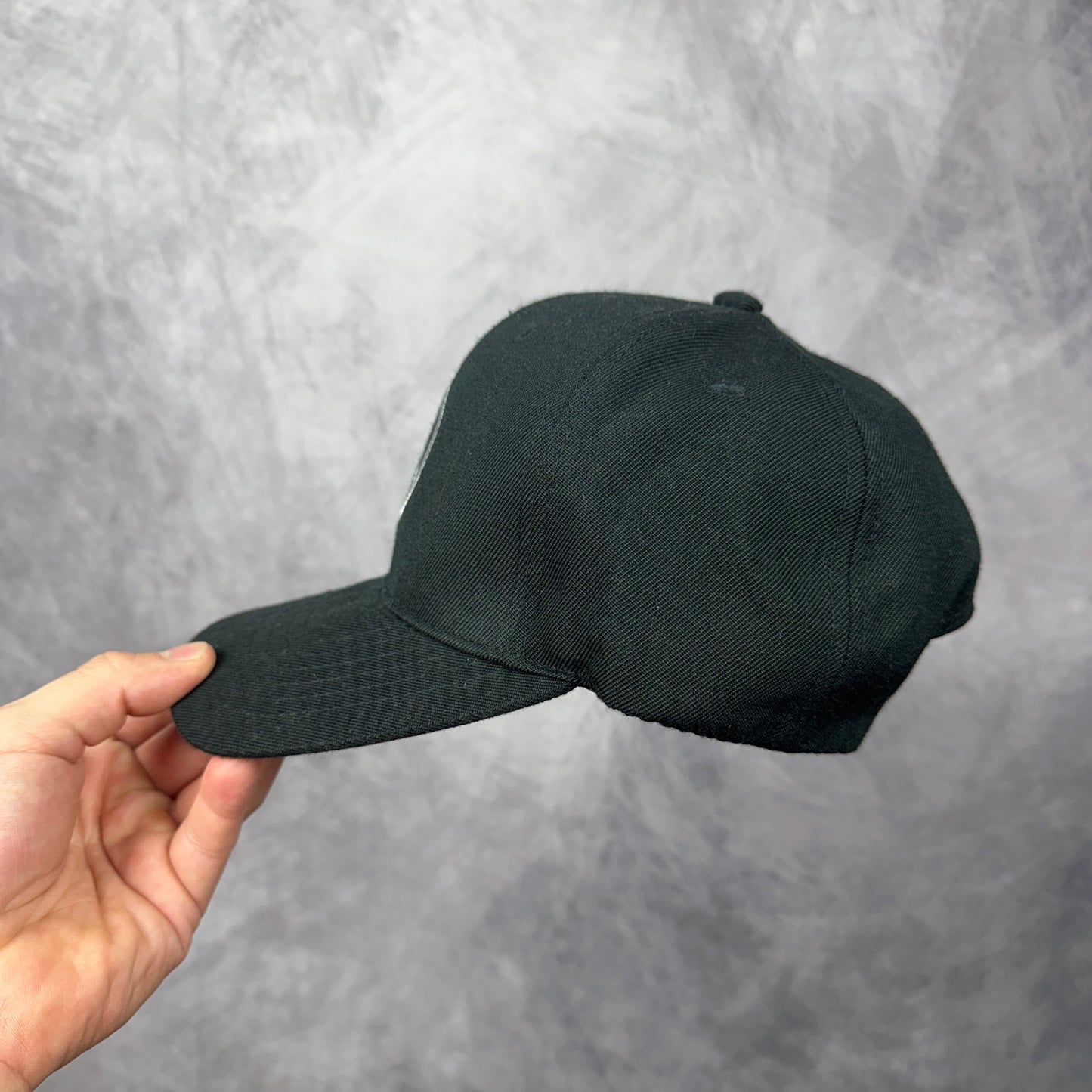 00s Mercedes Hat 4041