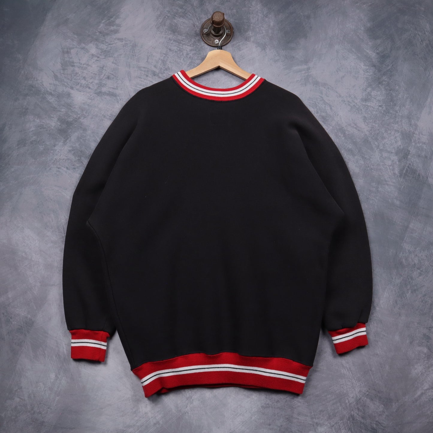 90s Black Chicago Bulls Embroidered Sweatshirt 5113