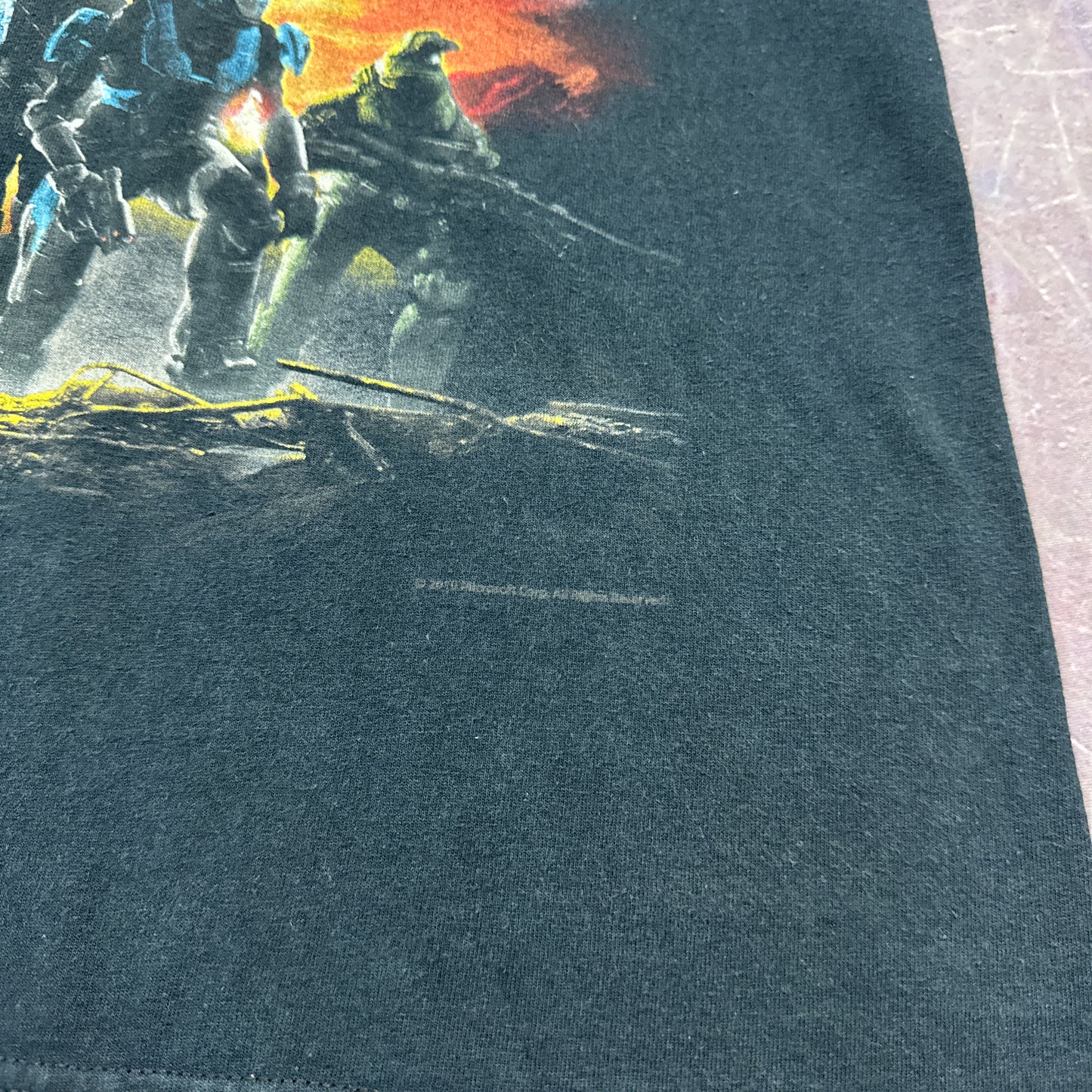 00s Black Halo Reach Shirt 3426