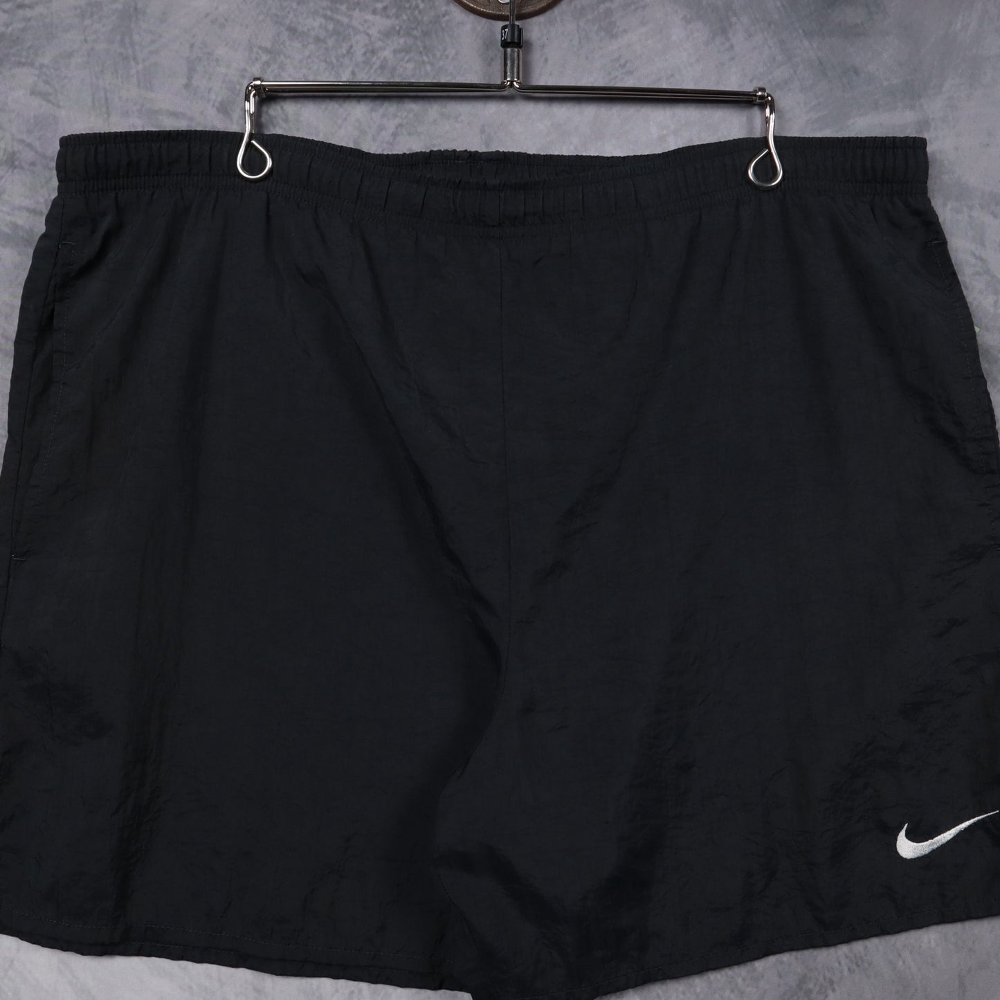 90s Black Nike Nylon Shorts 5192