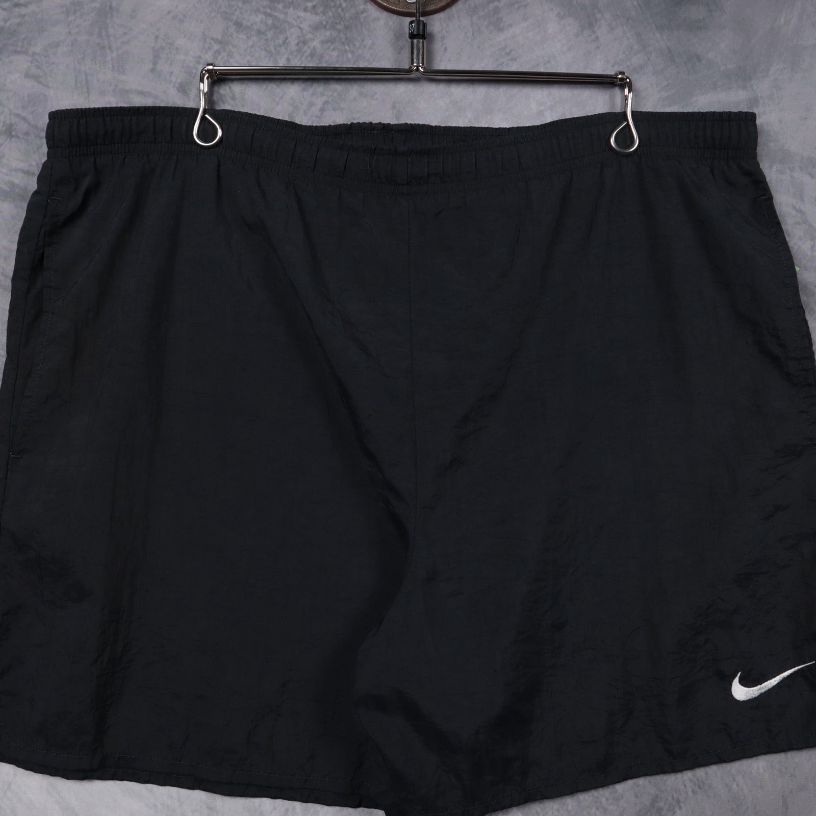 90s Black Nike Nylon Shorts 5192