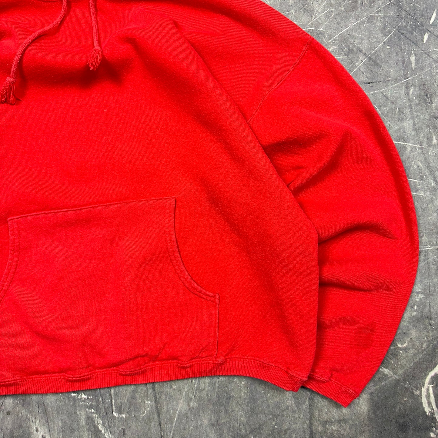 90s Red Marlboro Blank Essential Logo Hoodie Boxy L N04