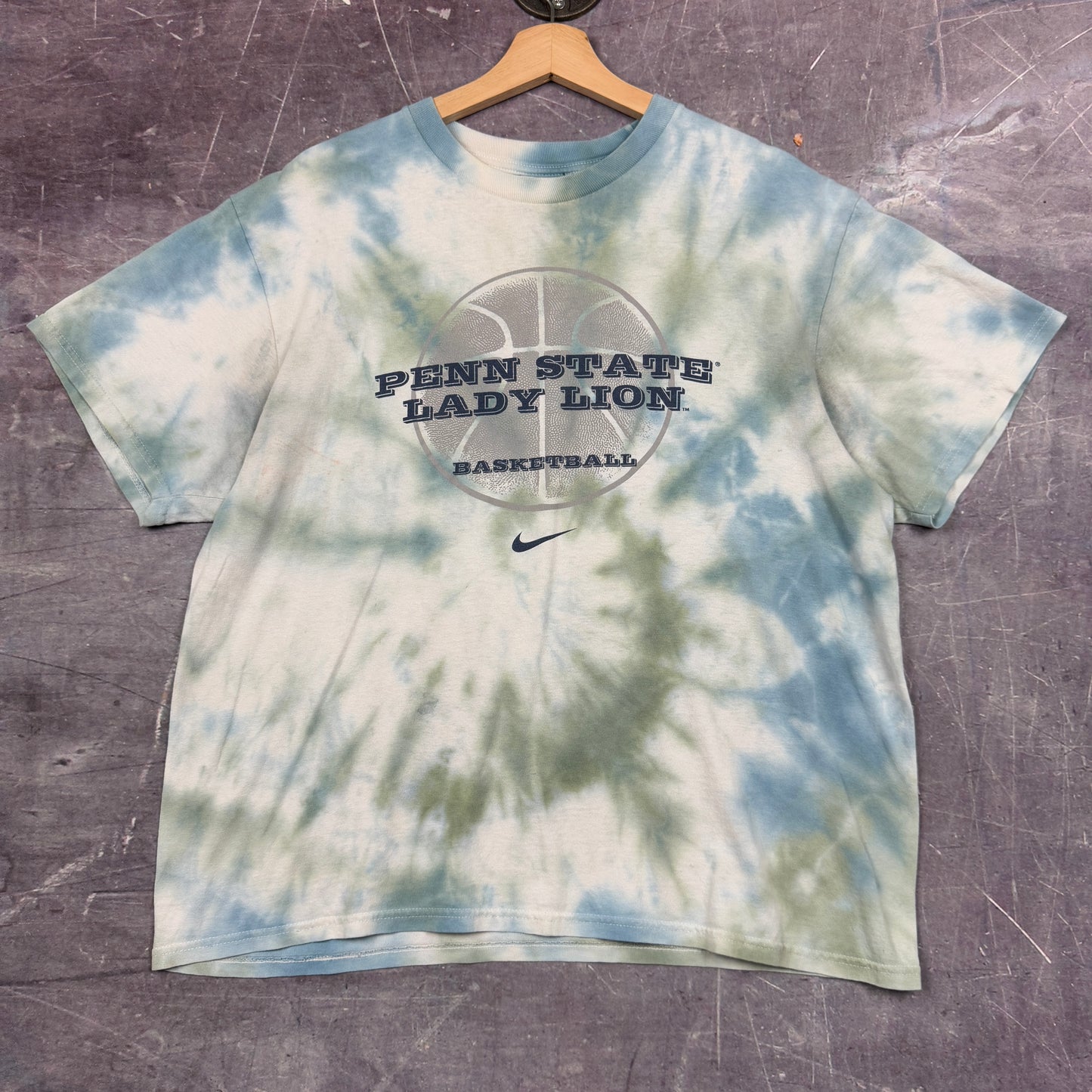 Early 00s Tie Dye Nike Center Swoosh Penn State Lady Lion Basketball Graphic Shirt XL 0982