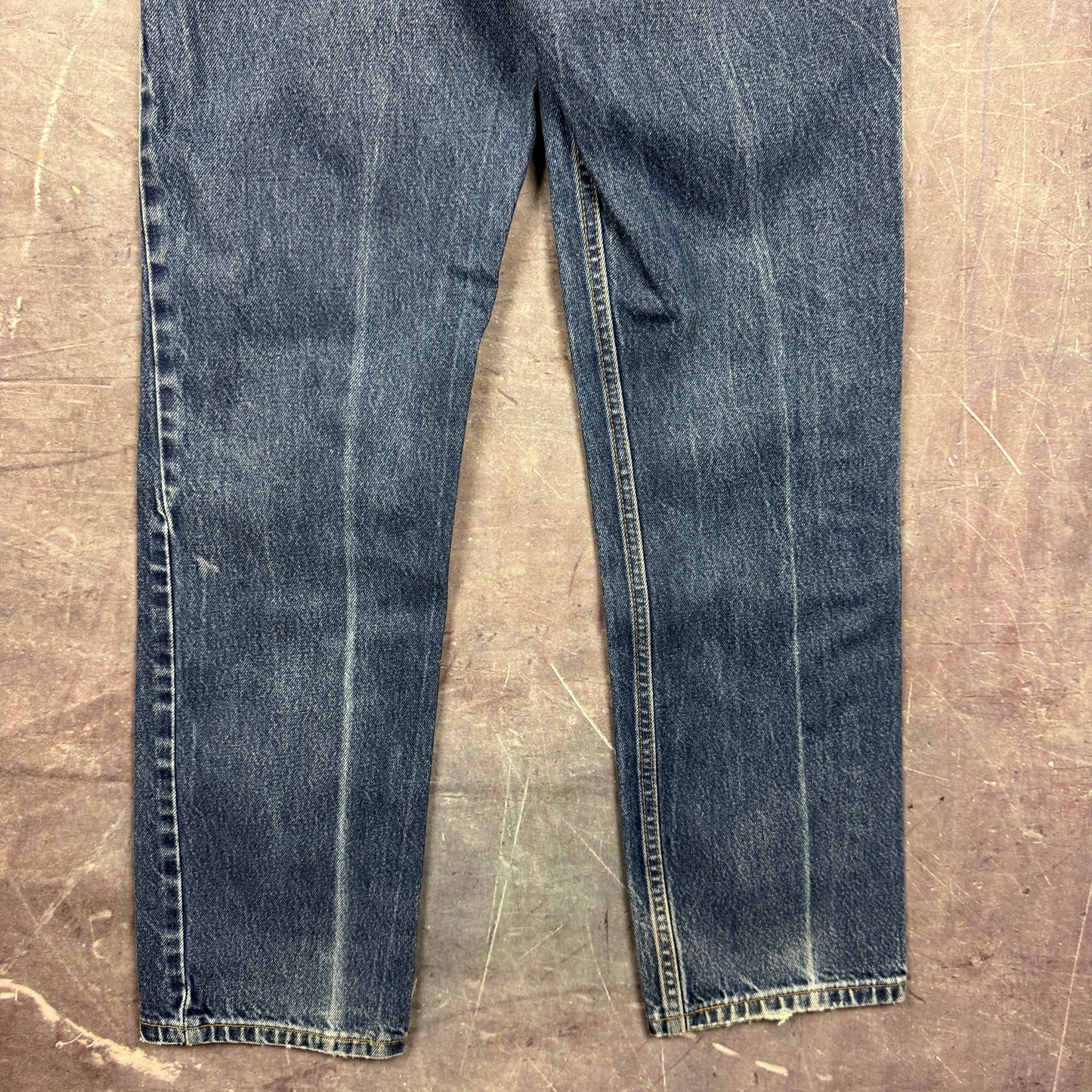 90s Medium Wash Faded Levi's 505 Denim Jeans 33x32 2065