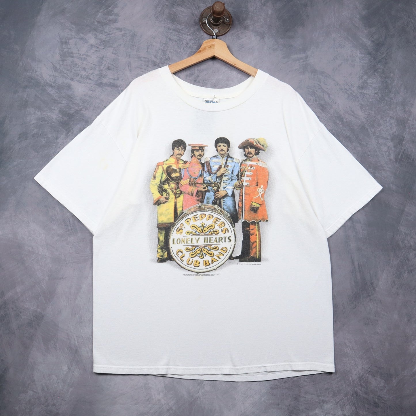 1995 White The Beatles Sgt. Peppers Lonely Hearts Club Band Shirt 4938