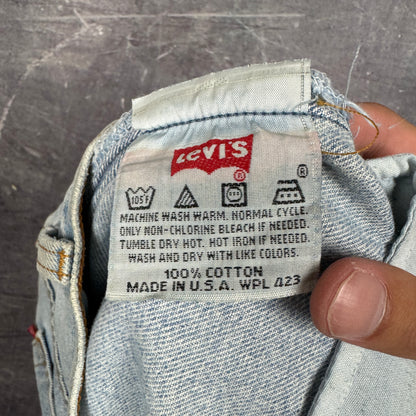 90s Light Wash Levi's 501 Denim Jeans 35x32 0695