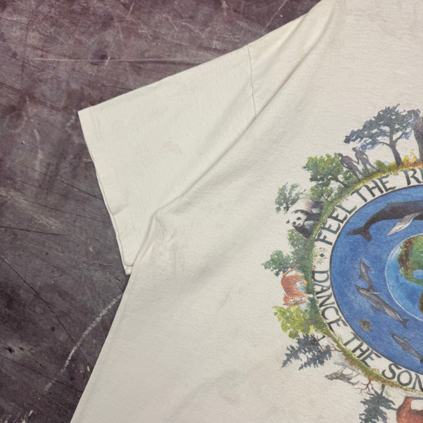 90s White Feel The Rhythm Of The Earth Animal Graphic Shirt XL 2525