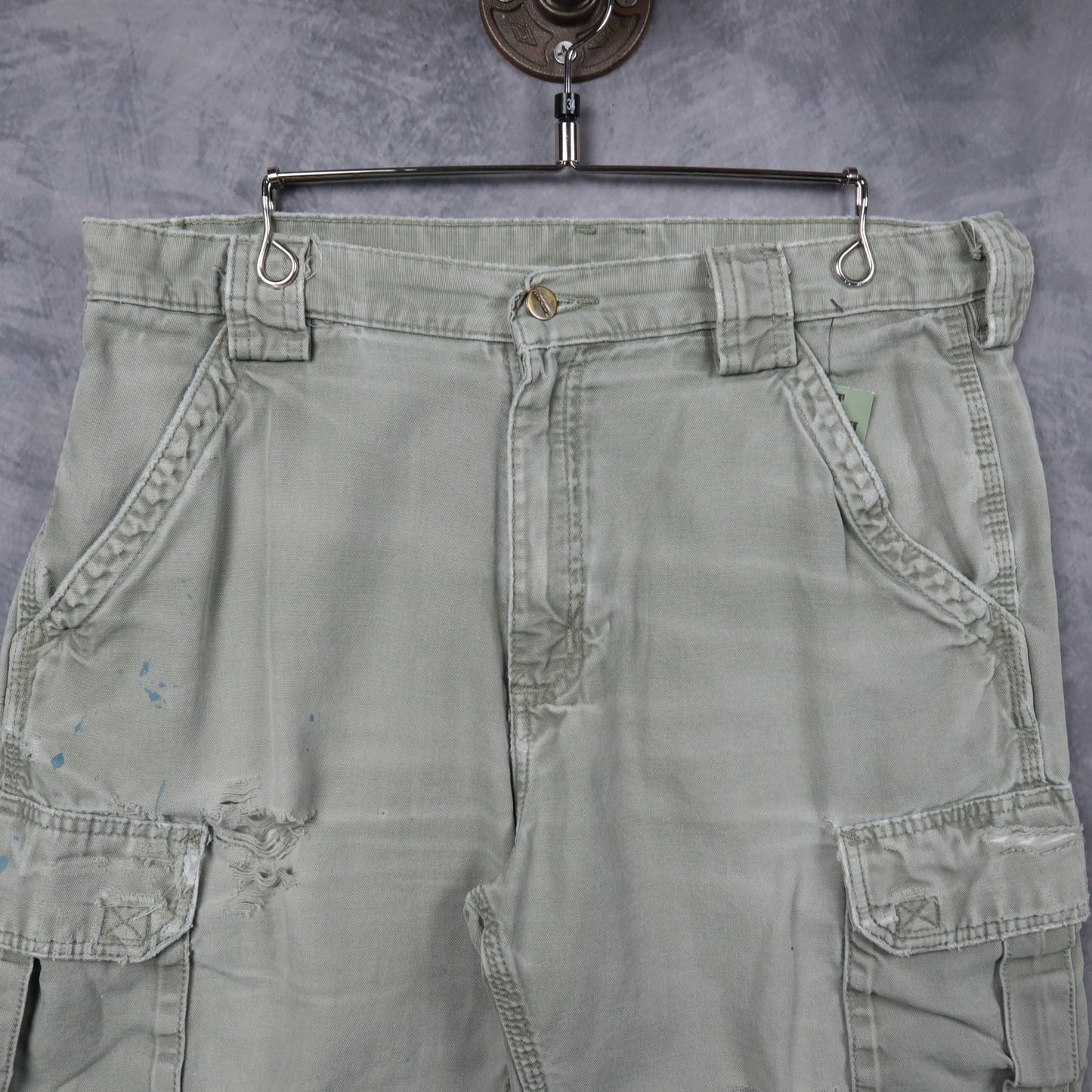Early 2000s Sage Green Carhartt Distressed Cargo Shorts 5198
