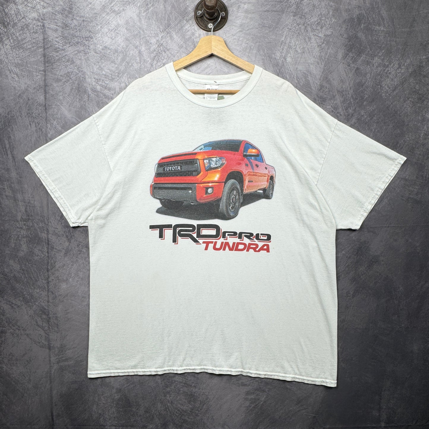 00s White Toyota TRD Tundra Shirt 4019