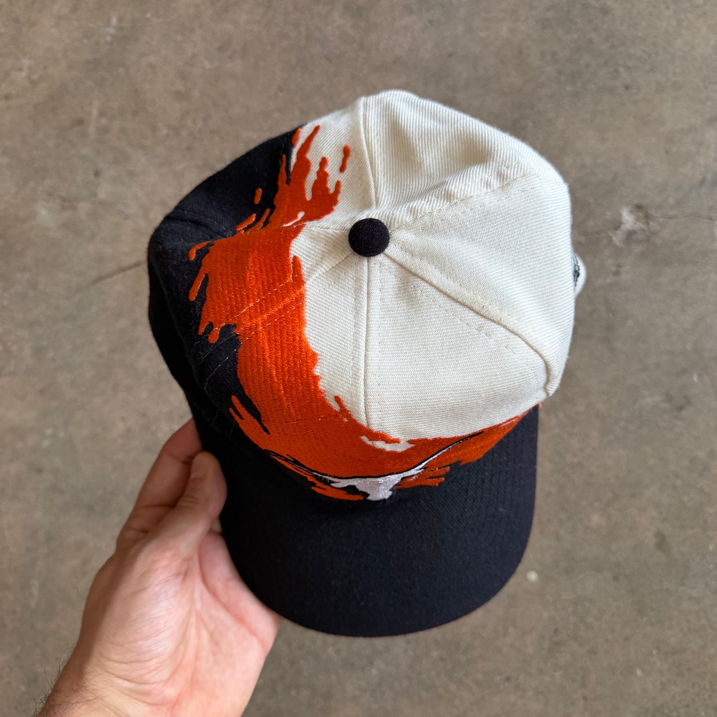 90s Black Texas Longhorns Logo Athletic Splash Snapback Hat 5772