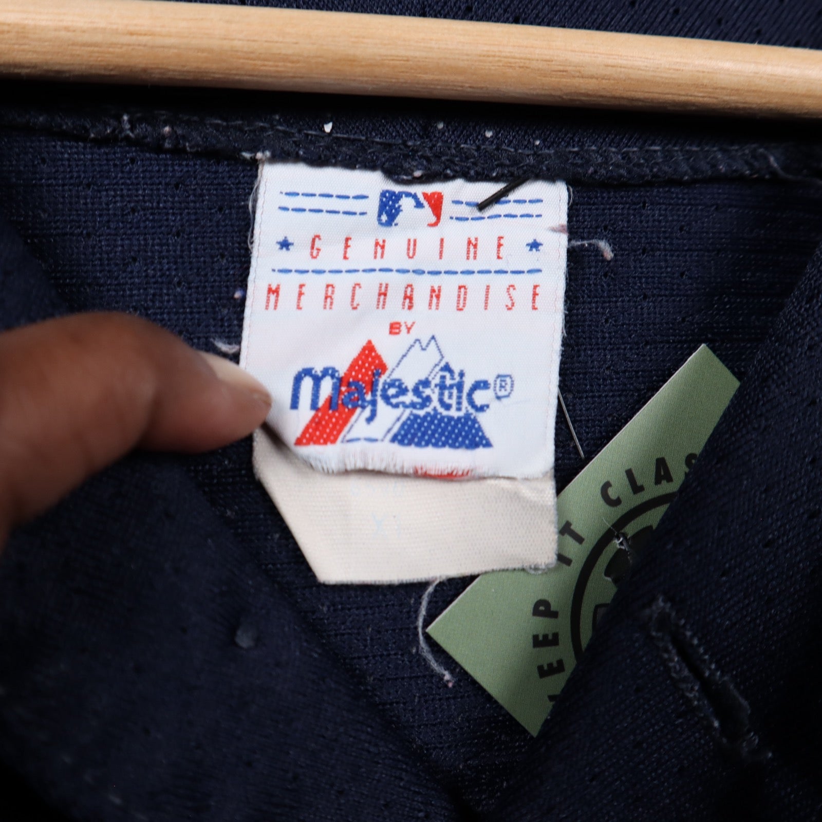 90s Navy Seattle Mariners Majestic Jersey 5610