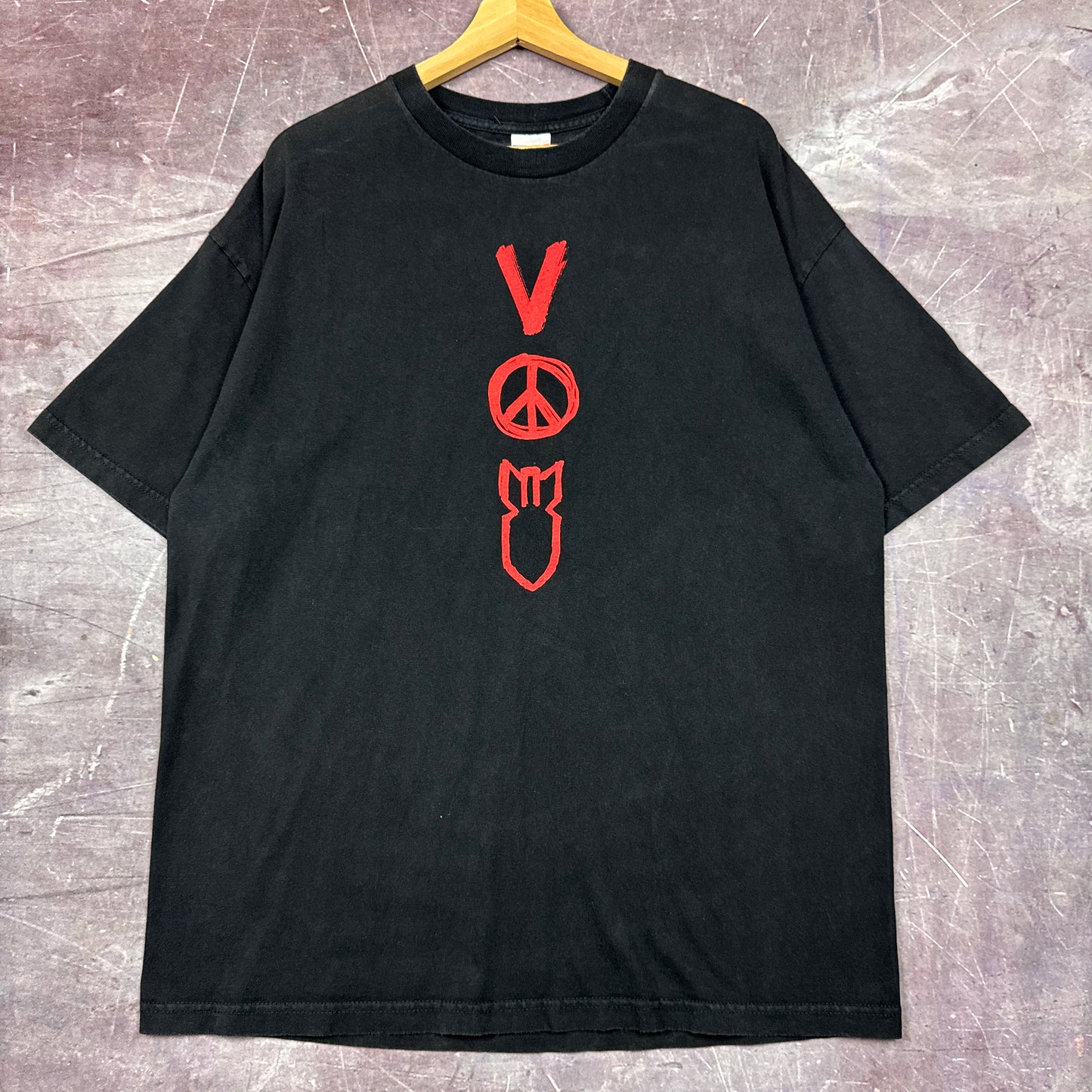 2005 Faded Black Vertigo Tour V Peace Bomb Graphic Shirt XL 2832