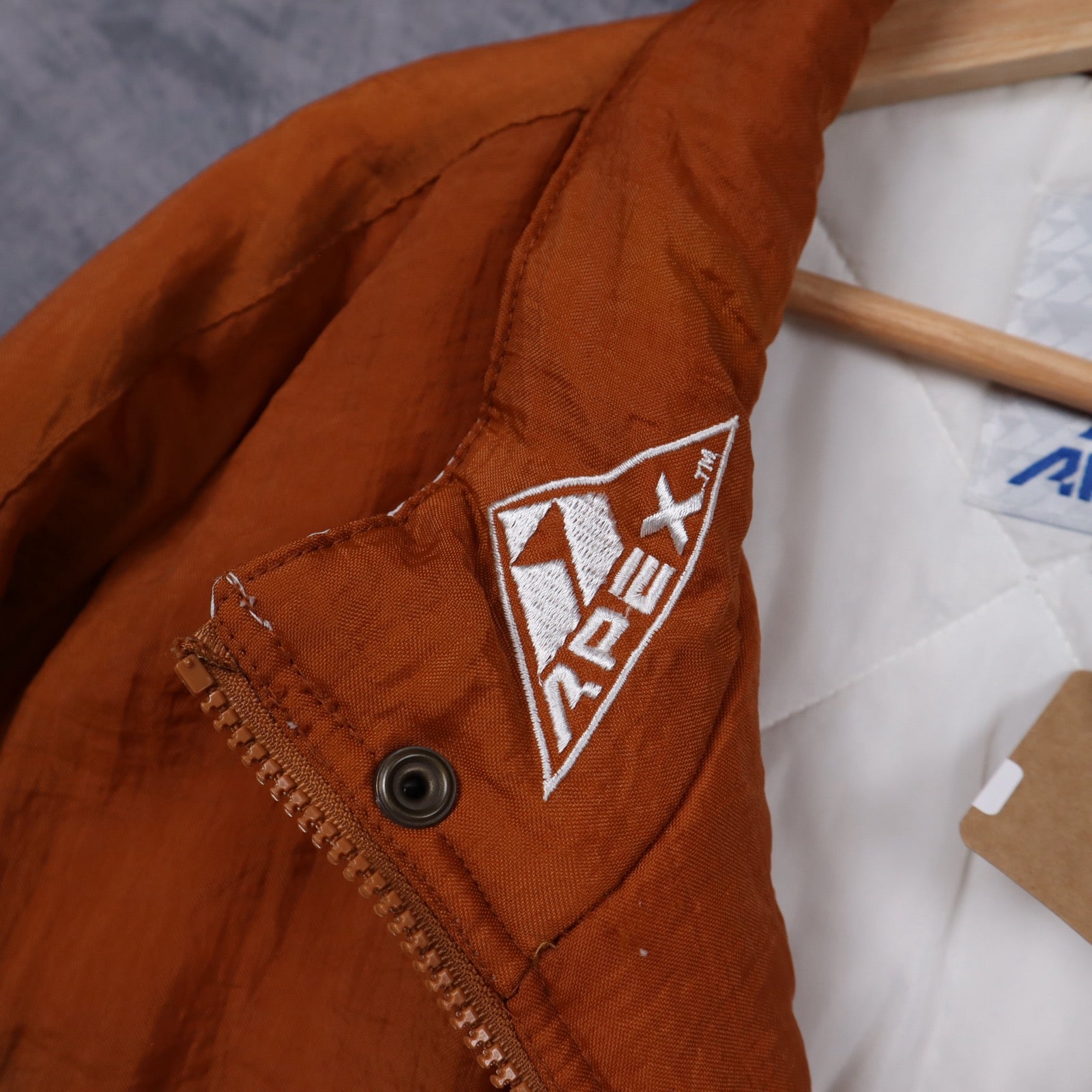 90s Burnt Orange Texas Longhorns Apex One Puffer Jacket 5915