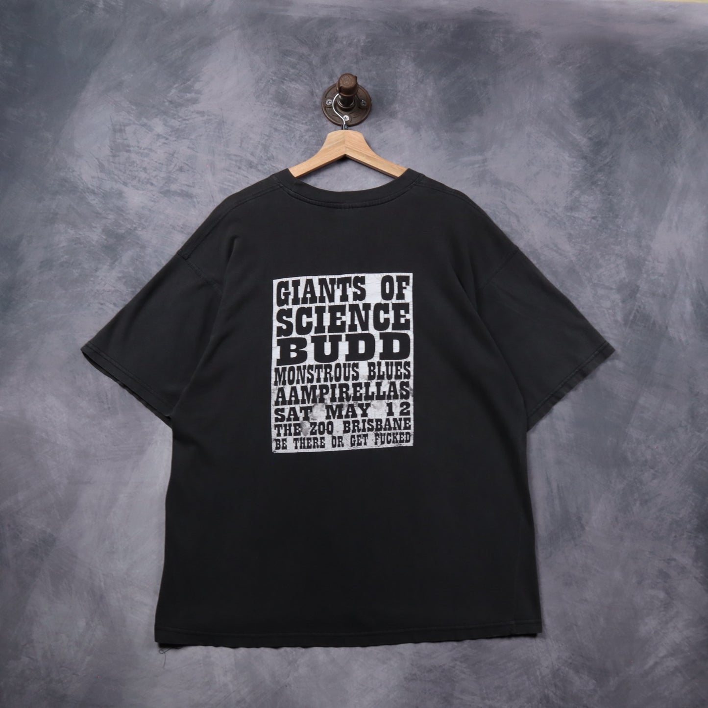 Early 2000s Faded Black Giants Of Science Brisbane Gig Shirt 5346