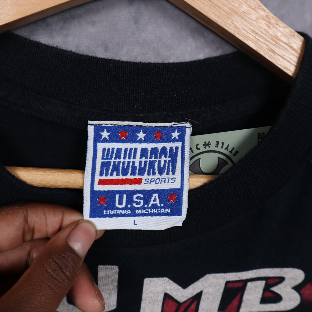 90s Black Washington Redskins Thumbs Up Shirt 6794