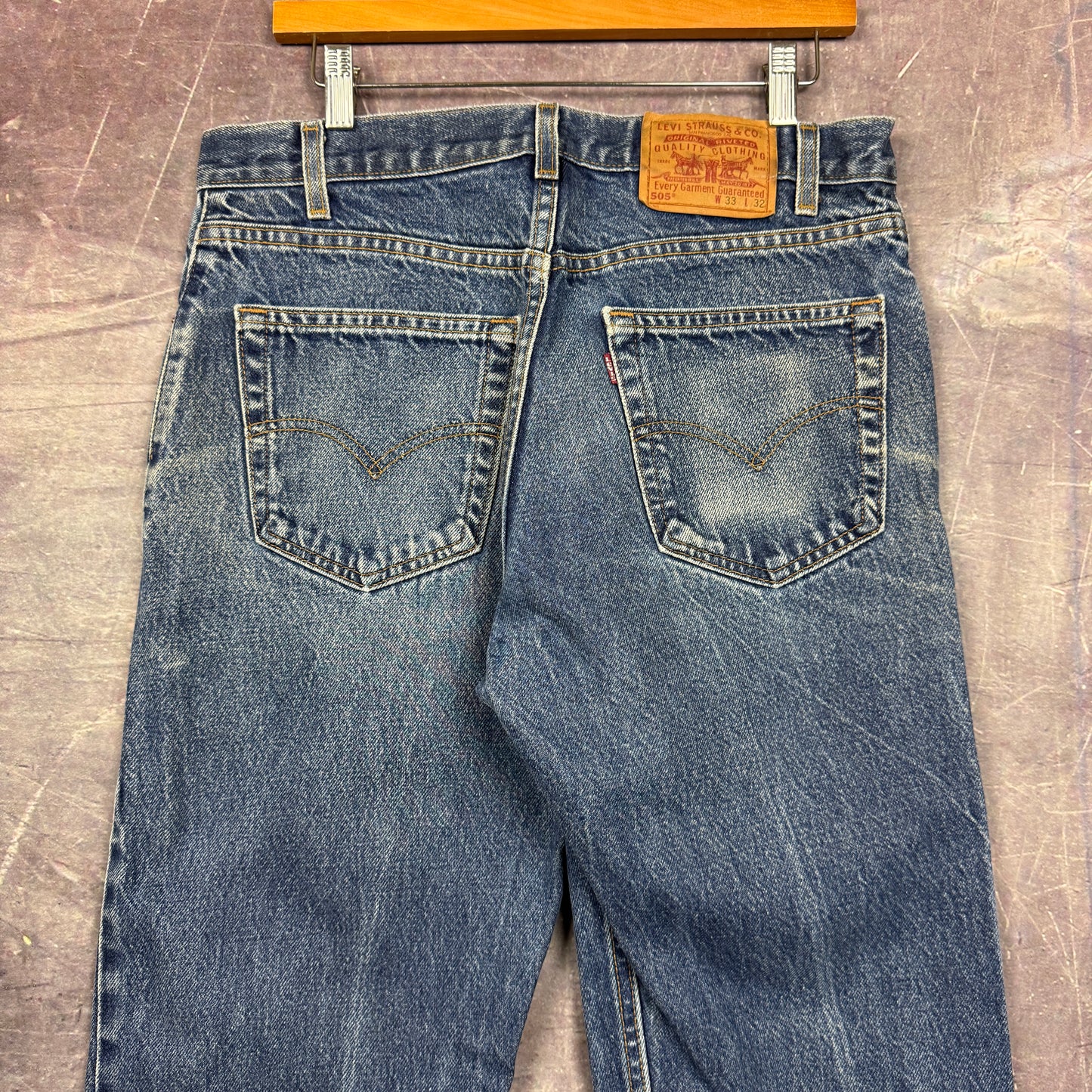 90s Medium Wash Faded Levi's 505 Denim Jeans 33x32 2065