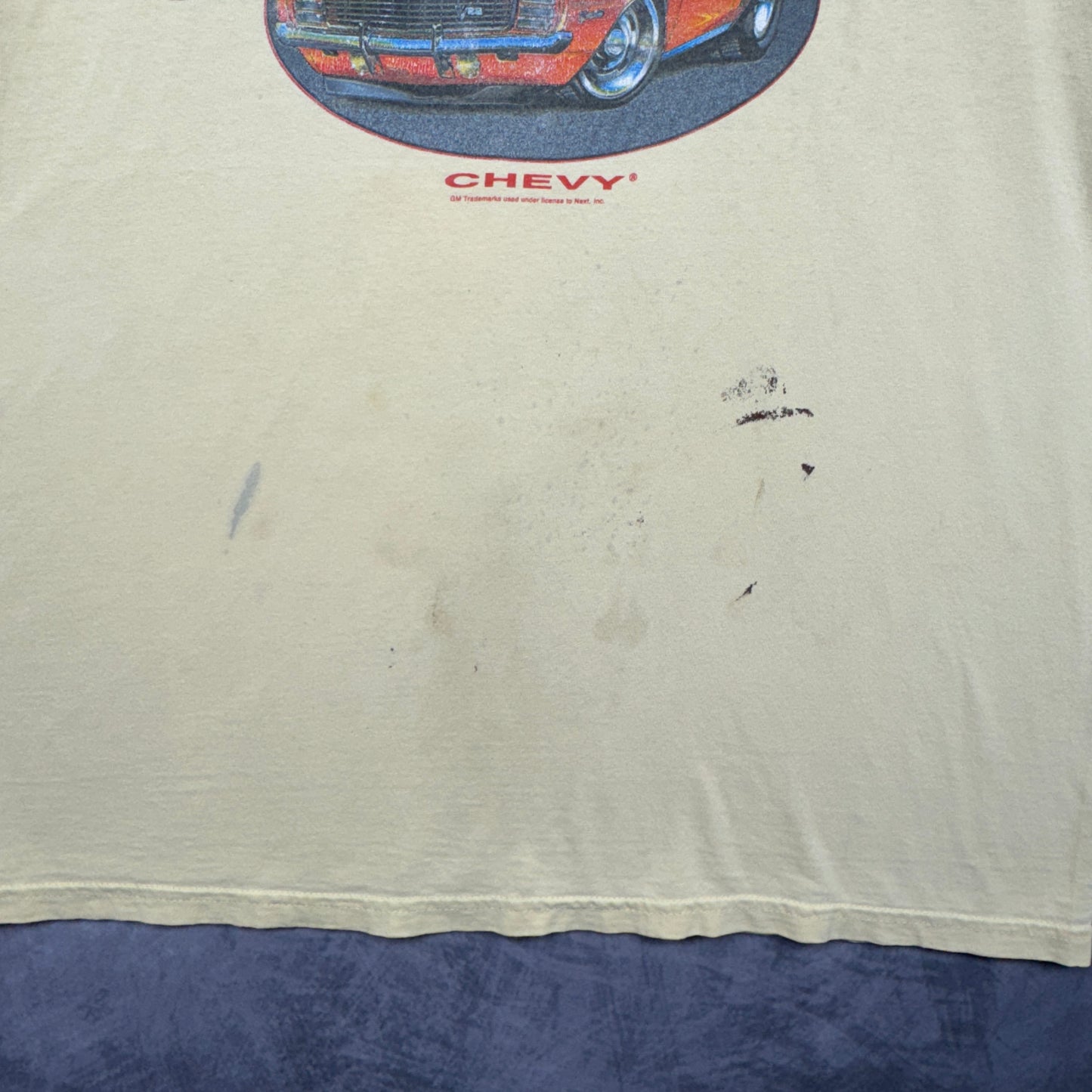 00s Yellow Chevy Camaro Shirt 3962