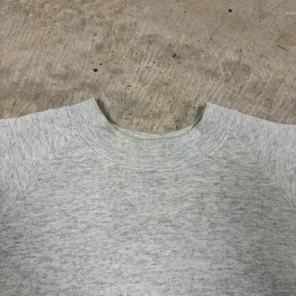 90s Light Gray Fruit of the Loom Blank Essential Crewneck Sweasthirt L BE10