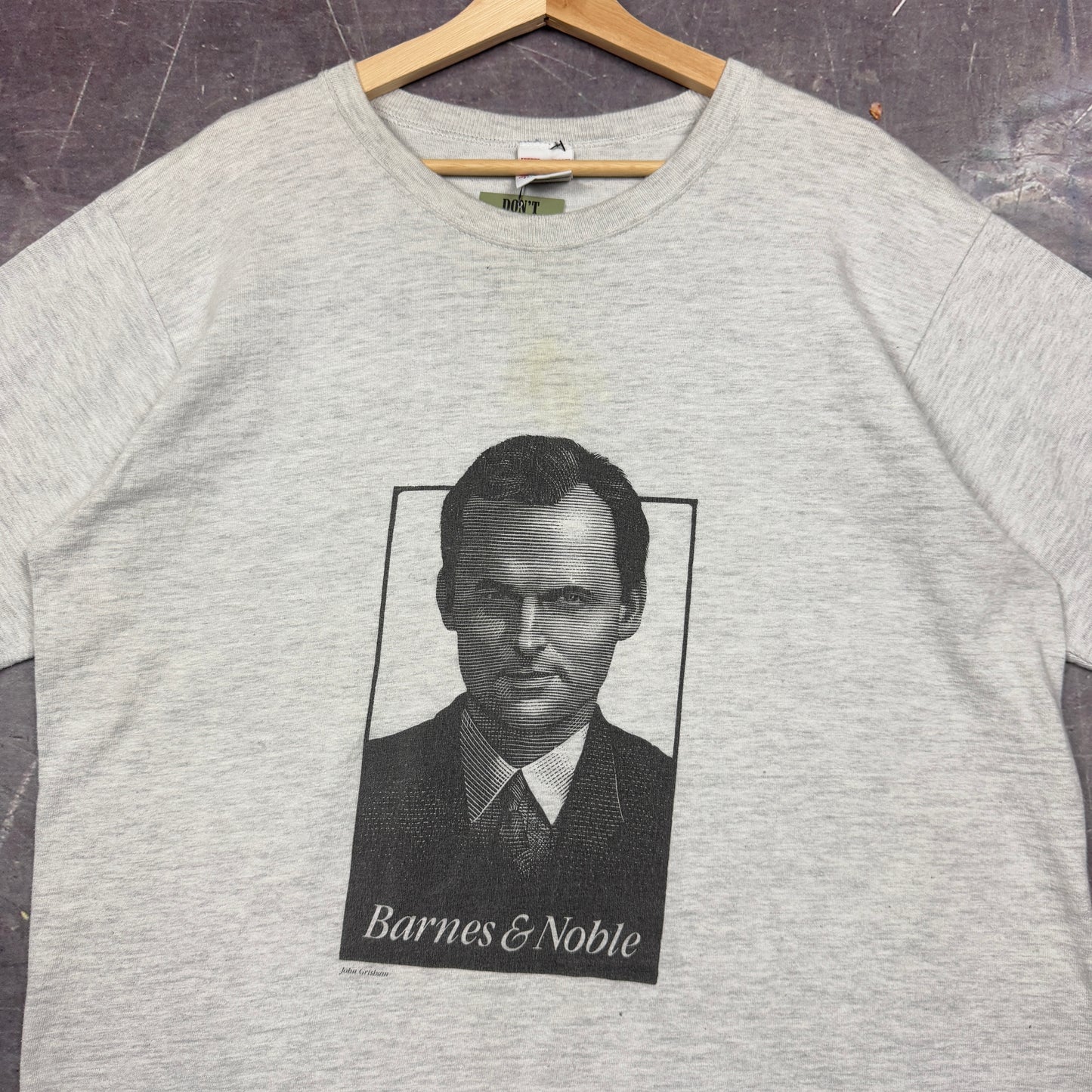 90s Light Gray Barnes & Noble John Grisham Portrait Graphic Shirt XL 0946