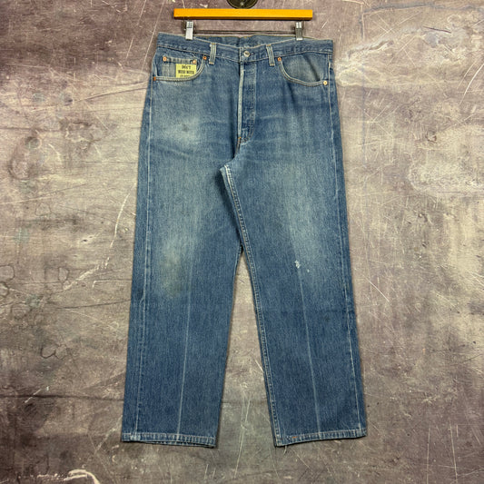 90s Medium Wash Levi's 501 Denim Jeans 35x27.5 0754