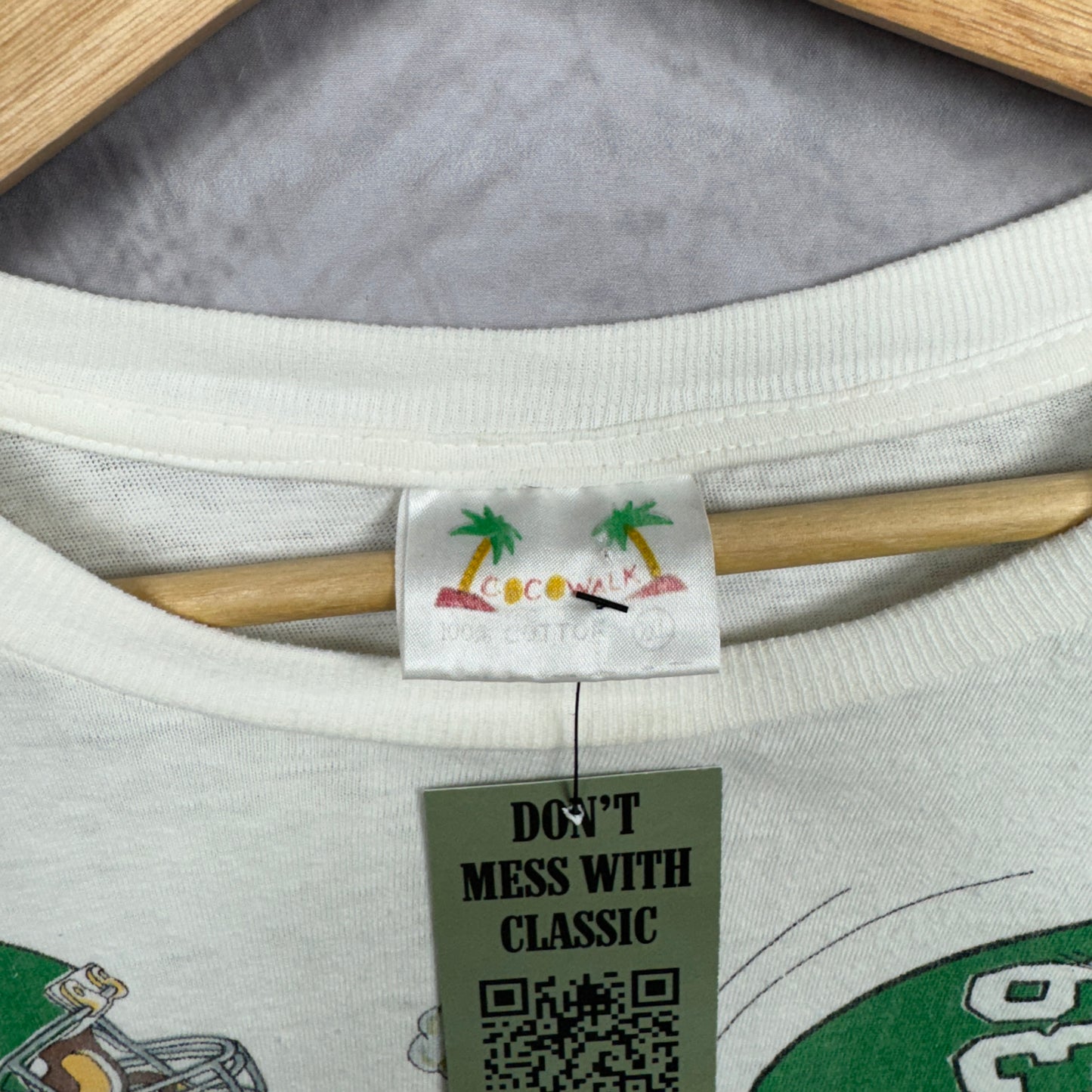 90s White New York Jets Taz Shirt 4207