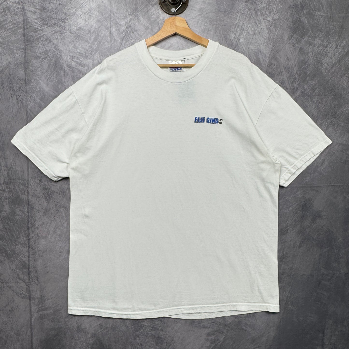 90s White Fiji Motor Company Shirt 3951