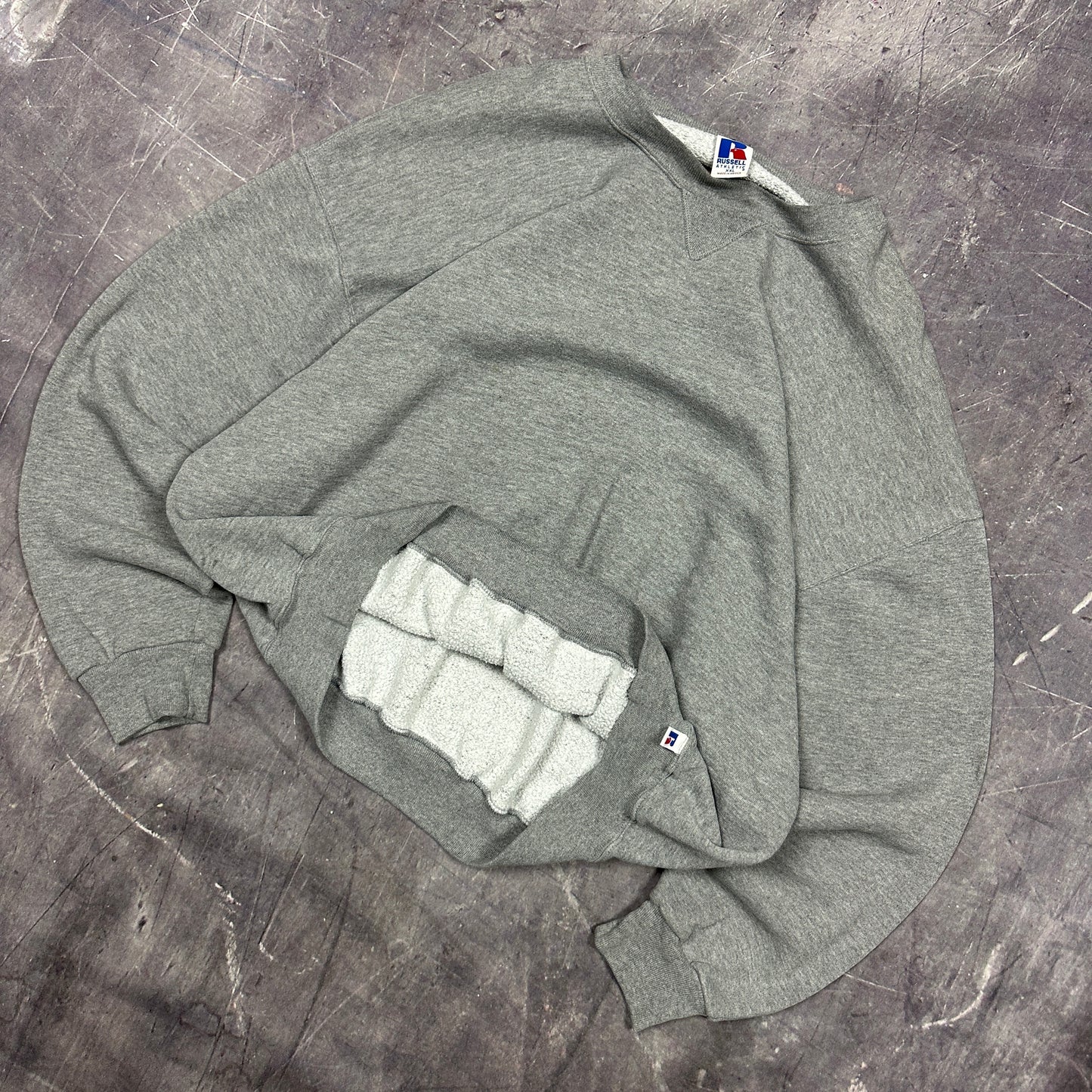 90s Gray Blank Essential Russell Athletic  Crewneck Sweasthirt Boxy XL F33