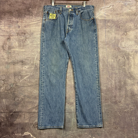 Early 00s Medium Wash Levi's 501 Denim Jeans 33x29.5 0704