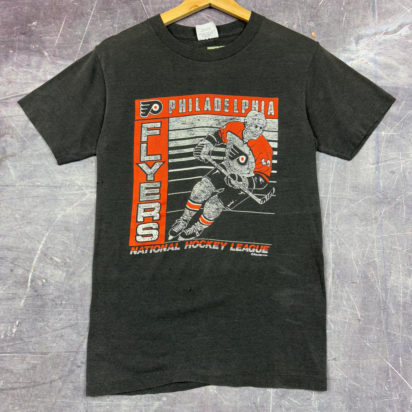 80s Faded Black Philidelphia Flyers NHL Hocket Graphic Shirt XS 1119