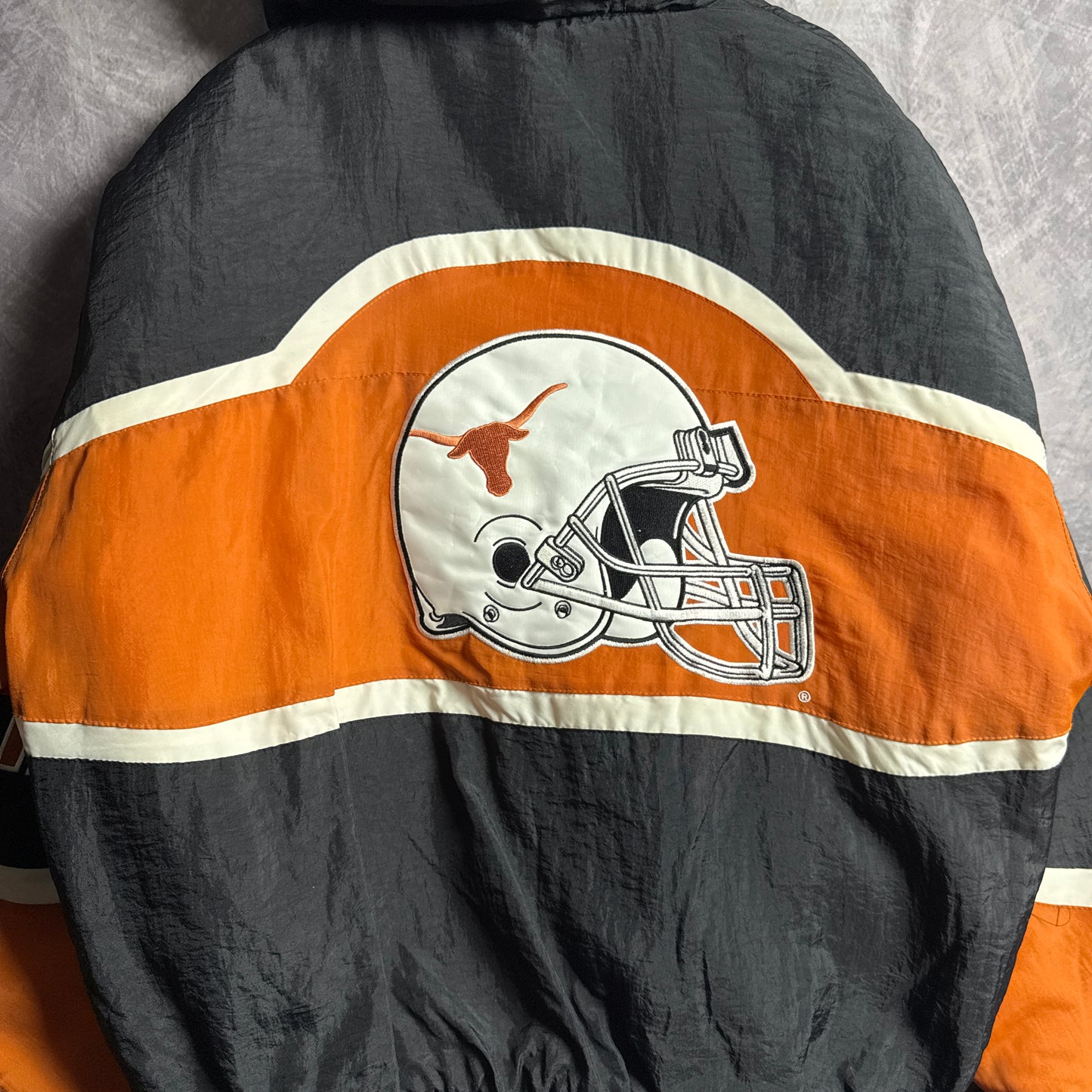 90s Black Texas Longhorns Logo Athletic Puffer Jacket BNWT 4465