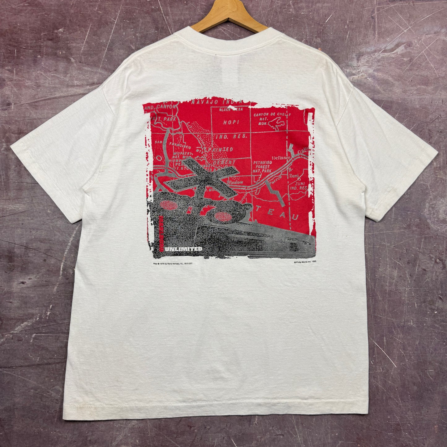 90s White Marlboro Unlimited Shirt 3642