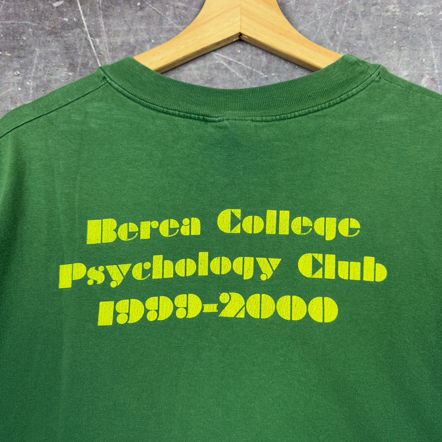 90s Green Your Perception is a Face Art Berea College Psychology Club Graphic Shirt XL 0992